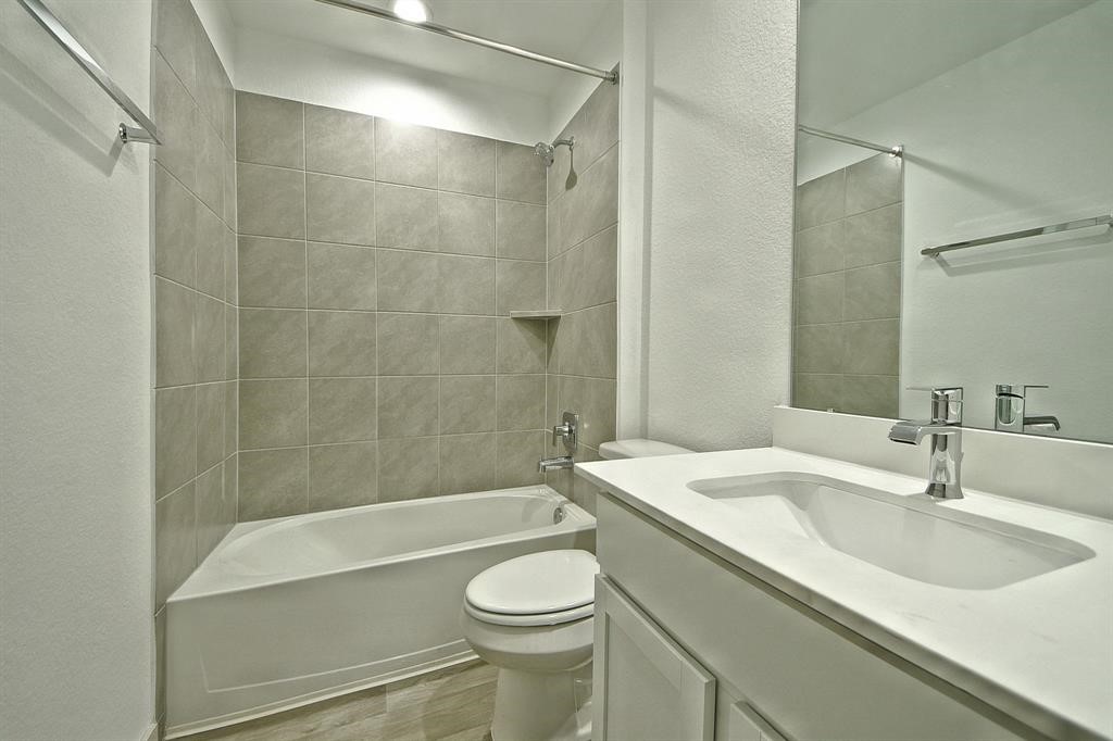 722 Silver Kettle Drive Property Photo 4