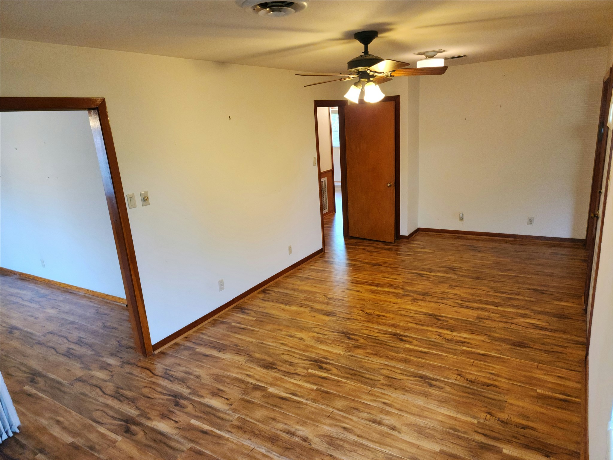 11319 Walk Drive Property Photo 4