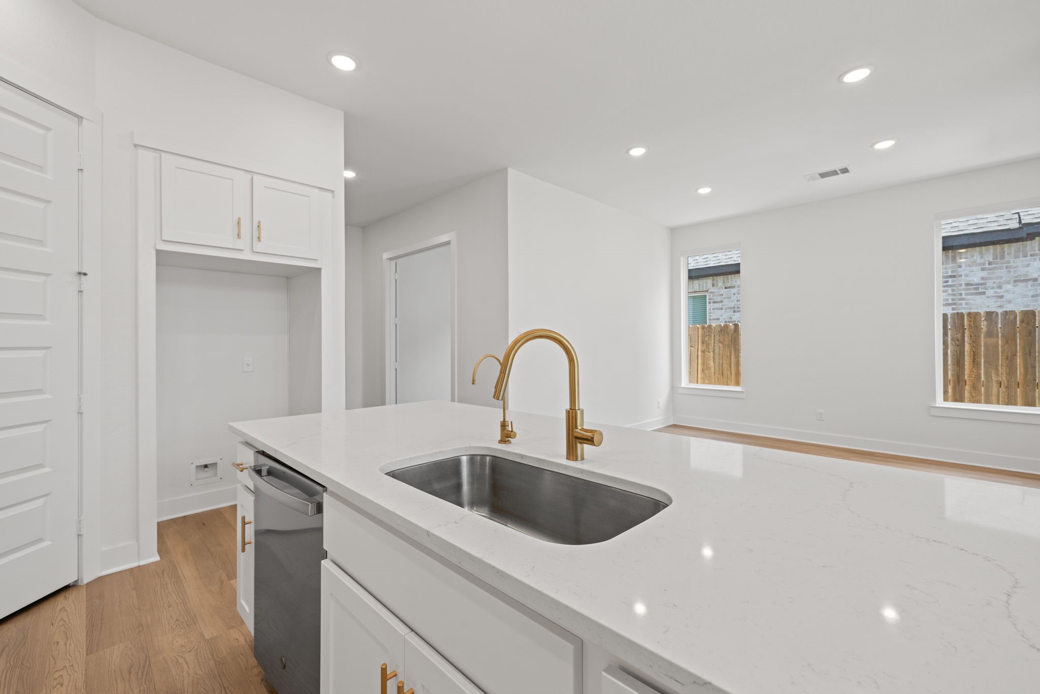 9211 Fury Landing Lane Property Photo 12