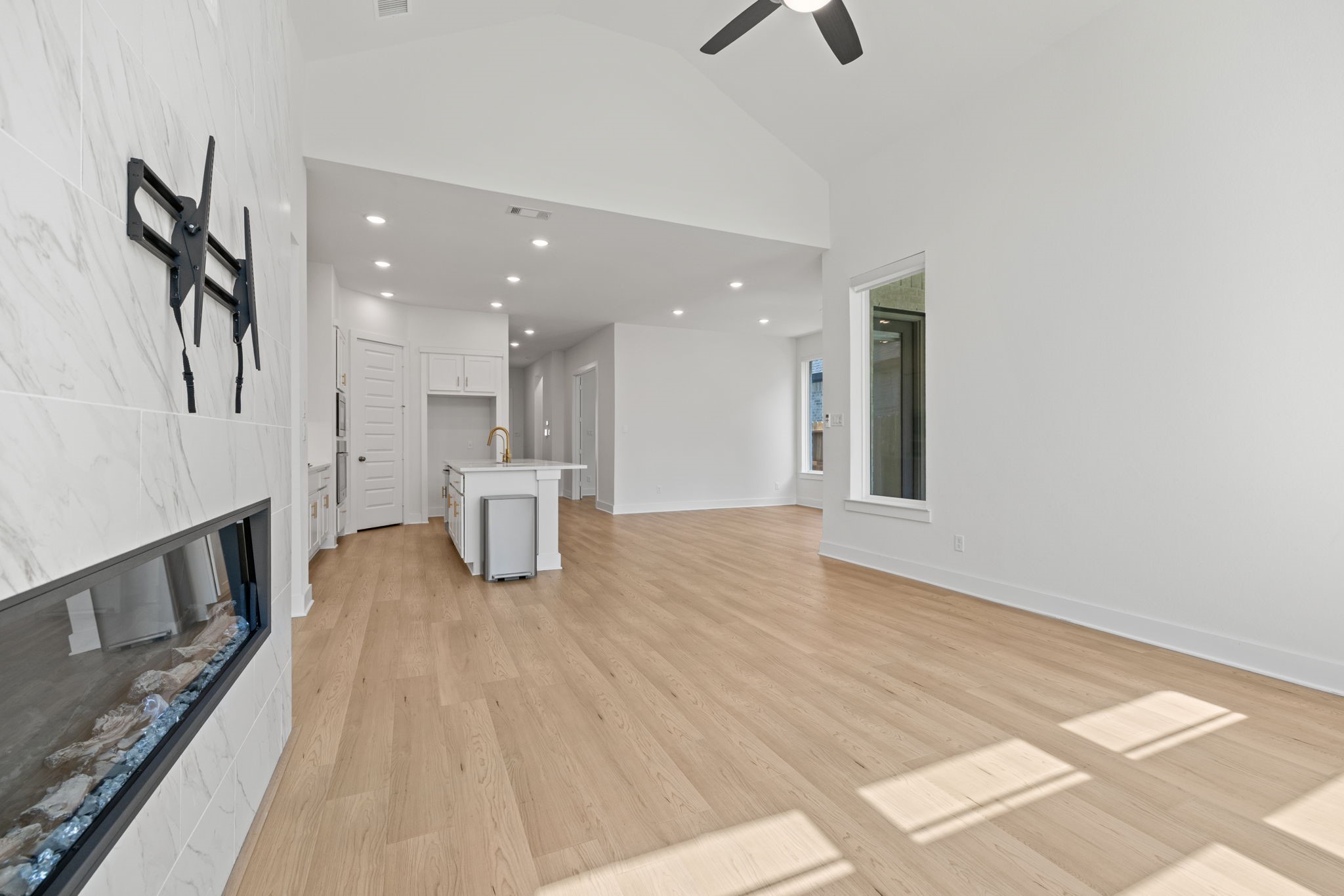 9211 Fury Landing Lane Property Photo 17