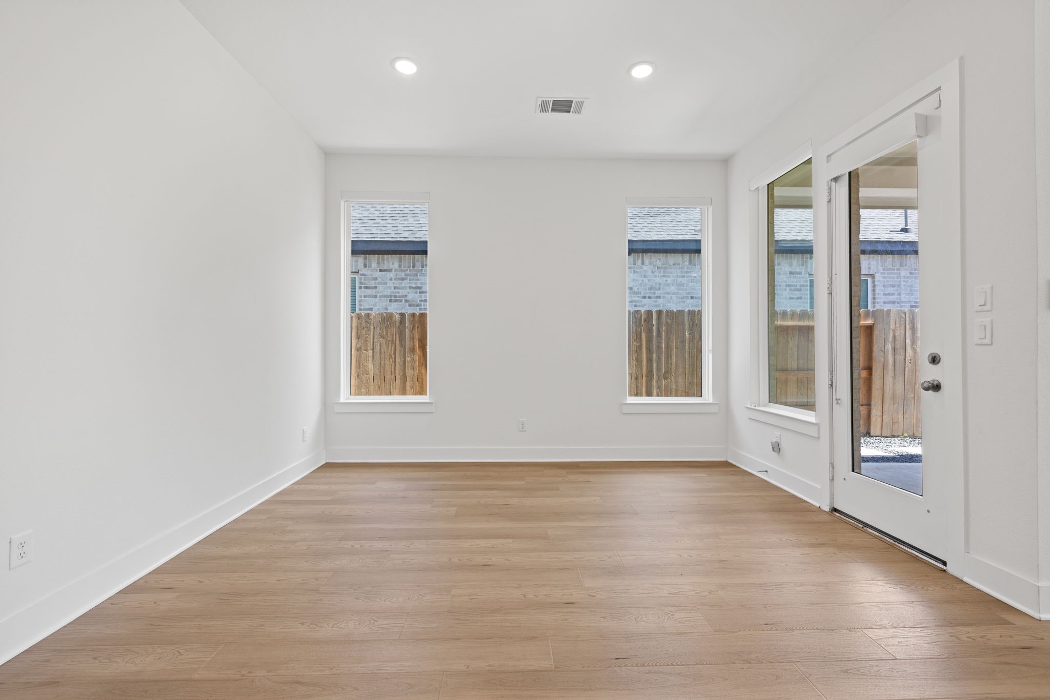 9211 Fury Landing Lane Property Photo 18