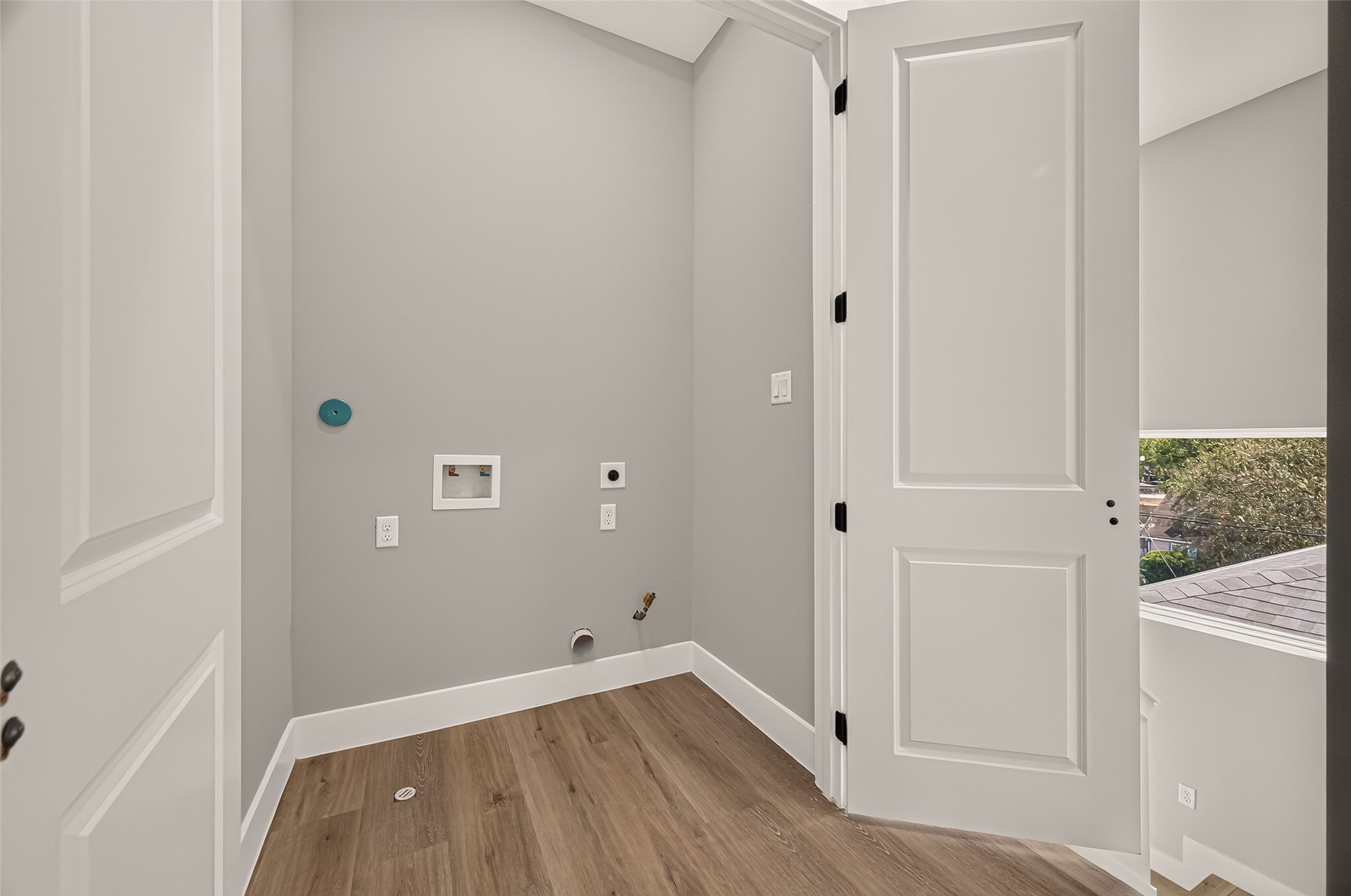 3367 Yellowstone Boulevard Property Photo 18