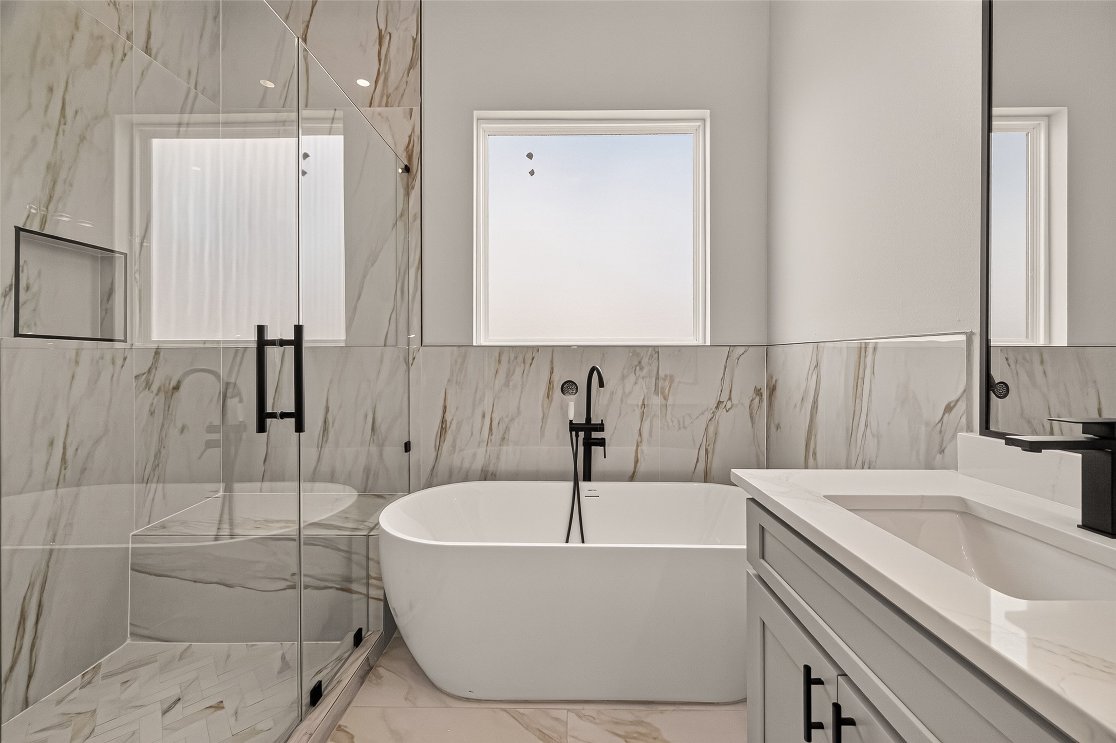 3367 Yellowstone Boulevard Property Photo 32