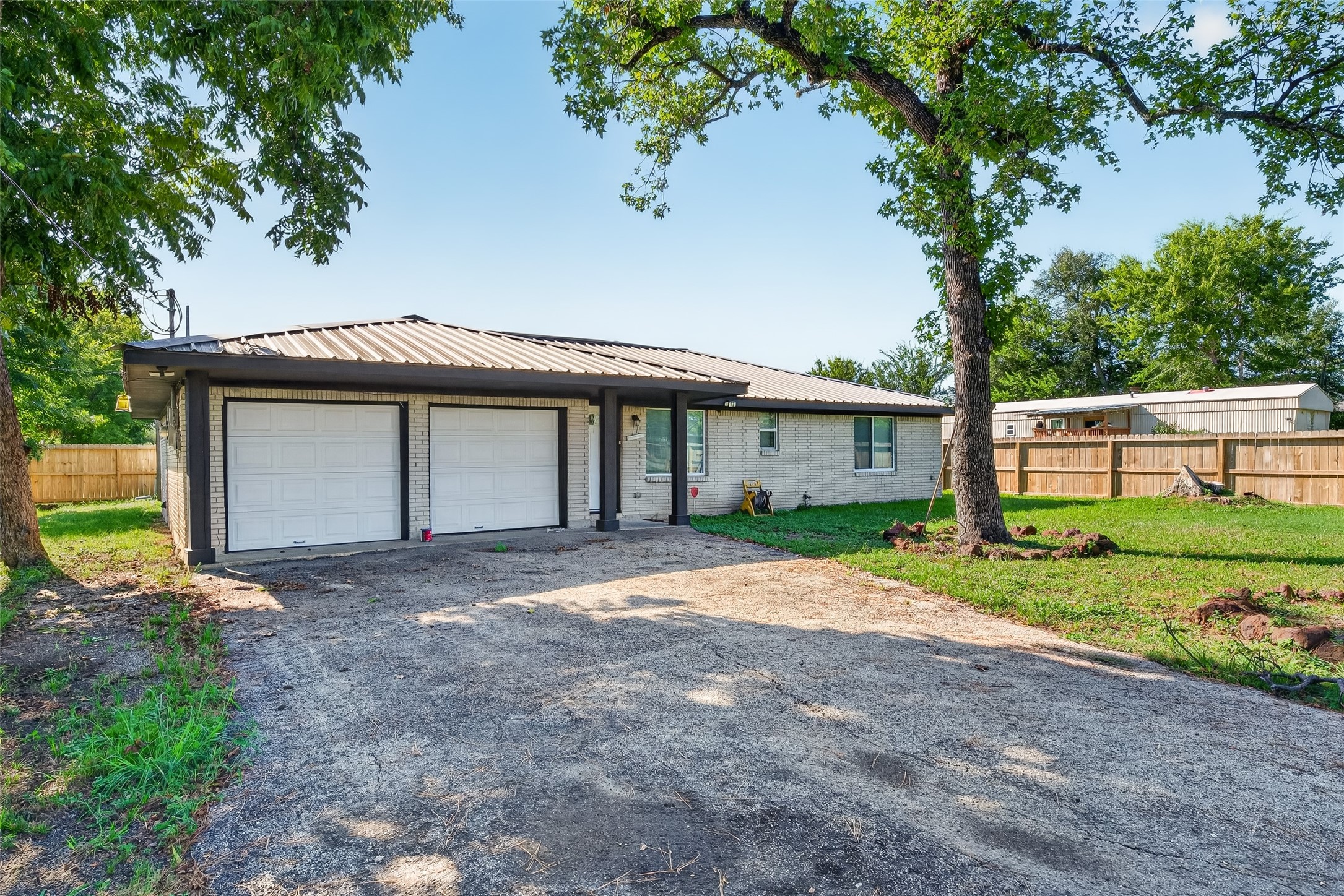 627 West Drive Property Photo 41