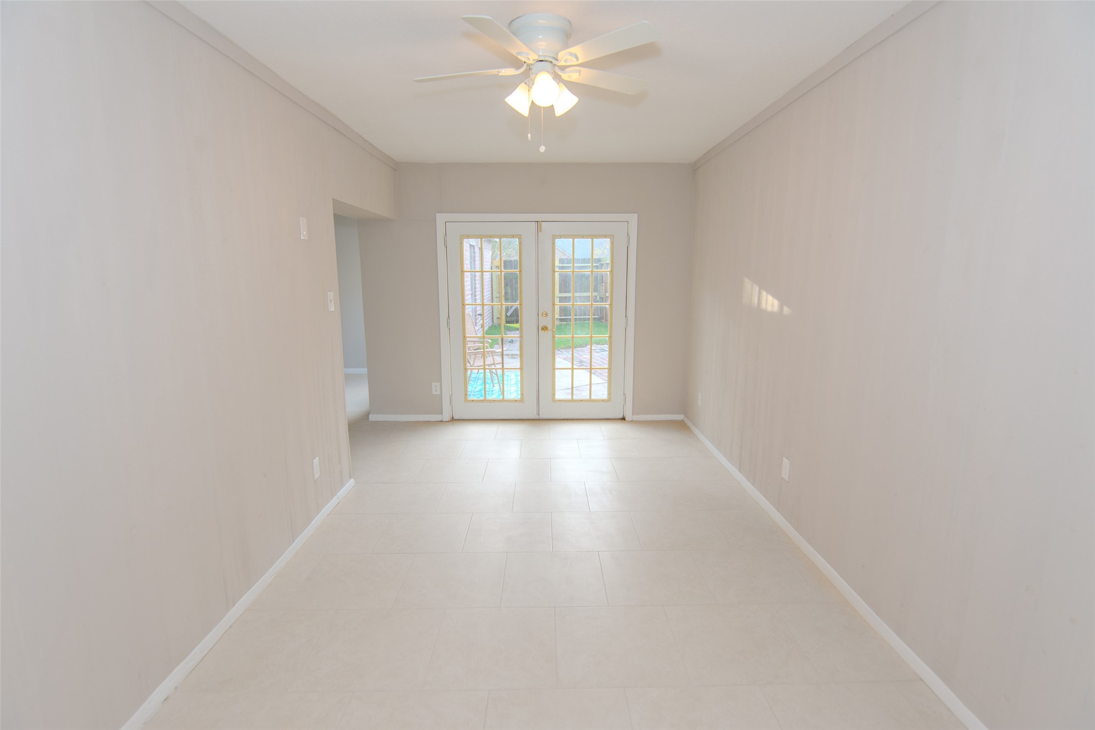 6703 Stonewater Property Photo 7
