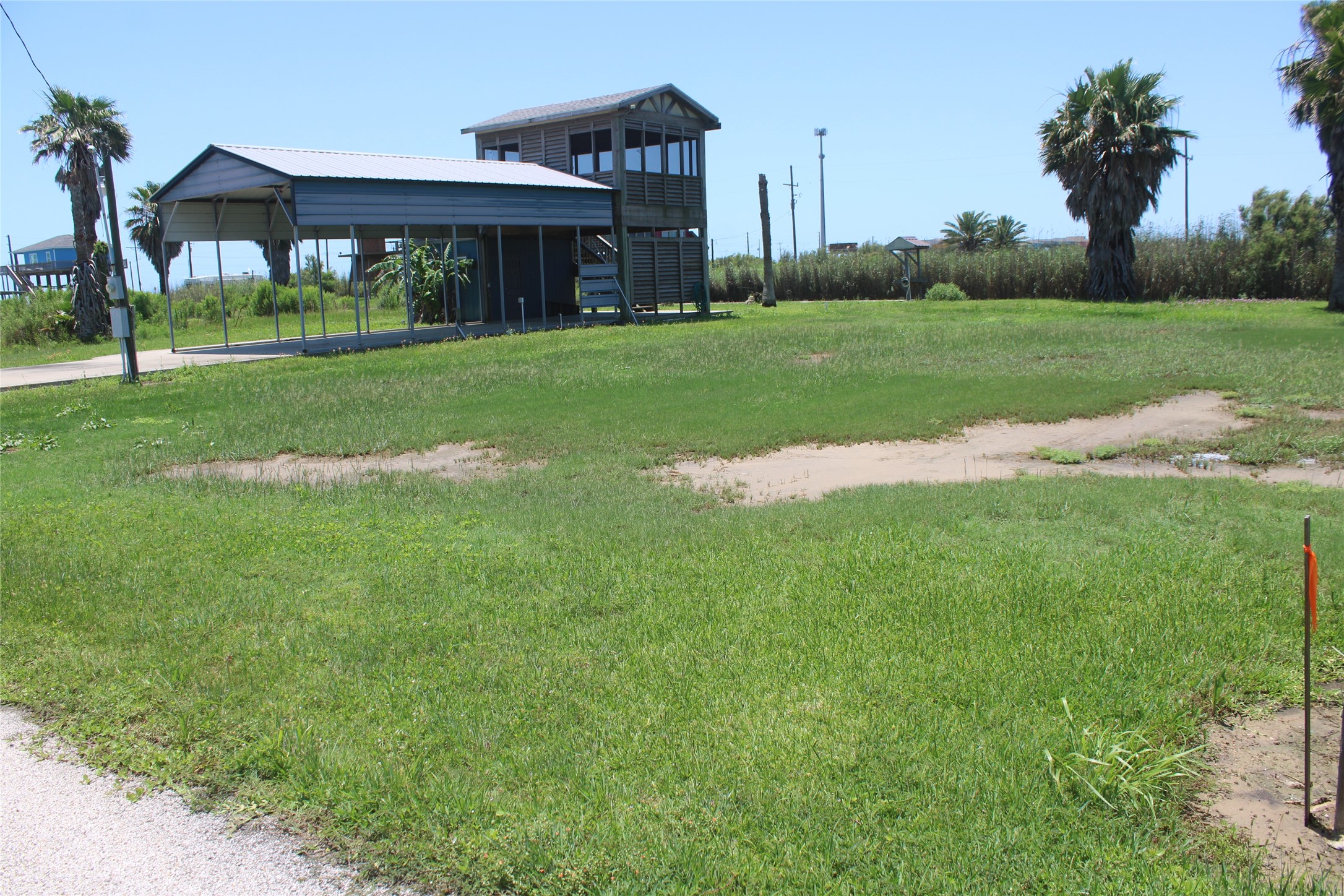 1051 Van Sant Property Photo 4