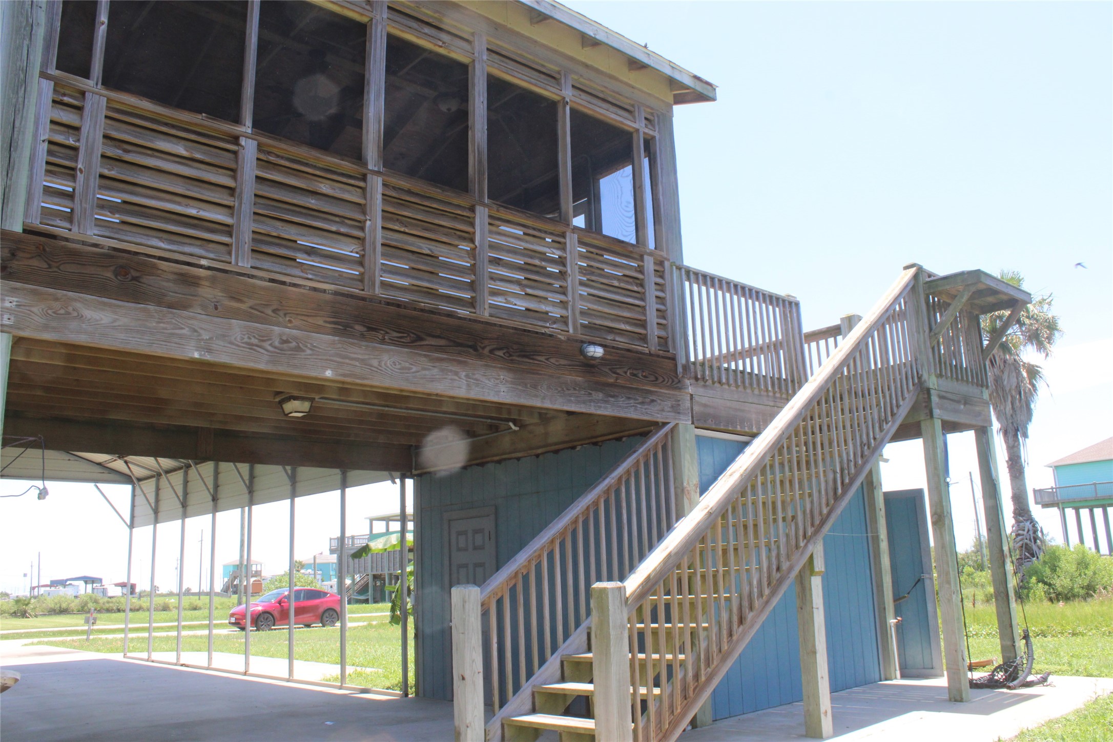1051 Van Sant Property Photo 8