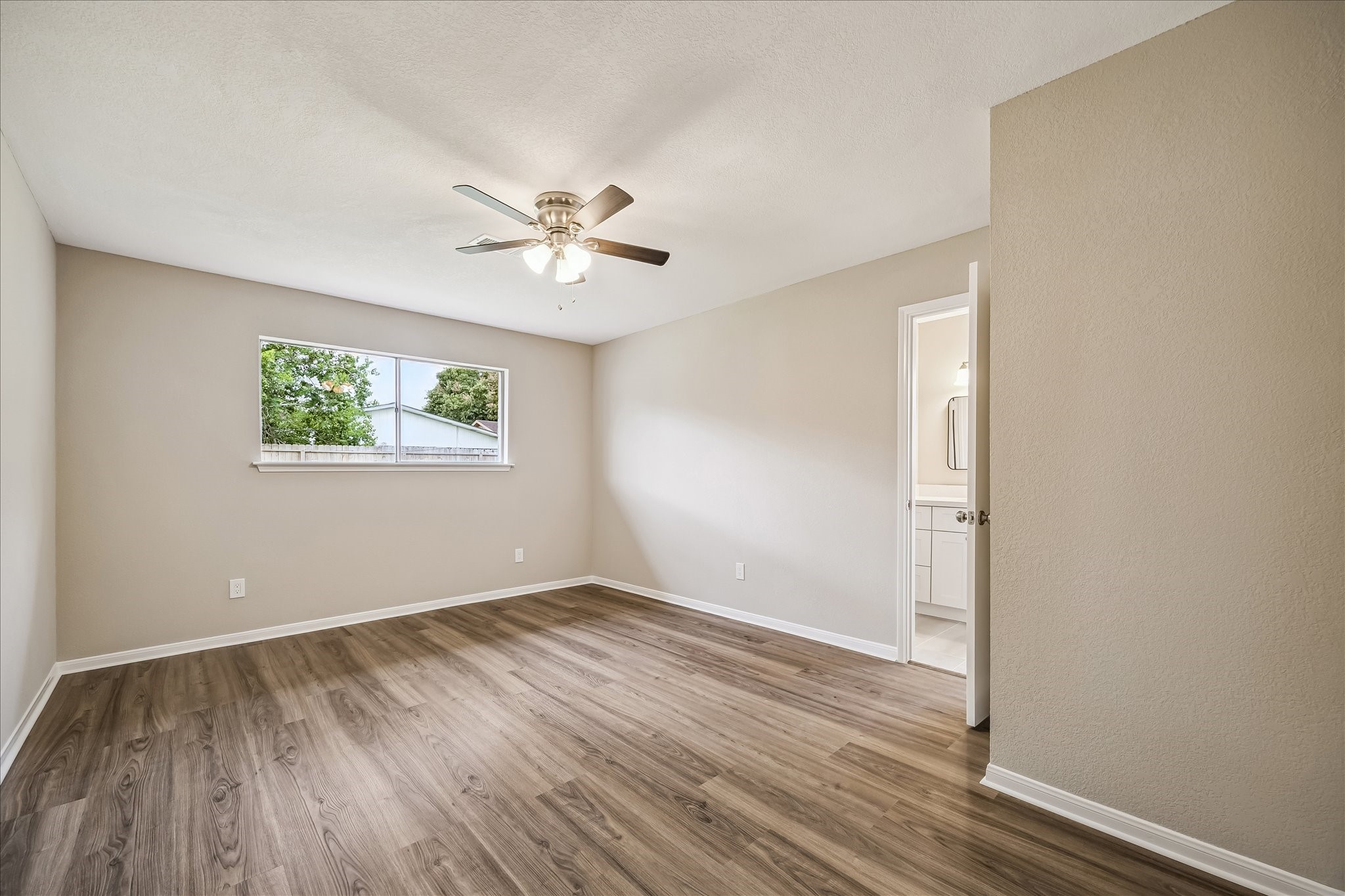 3114 Mission Valley Drive Property Photo 8