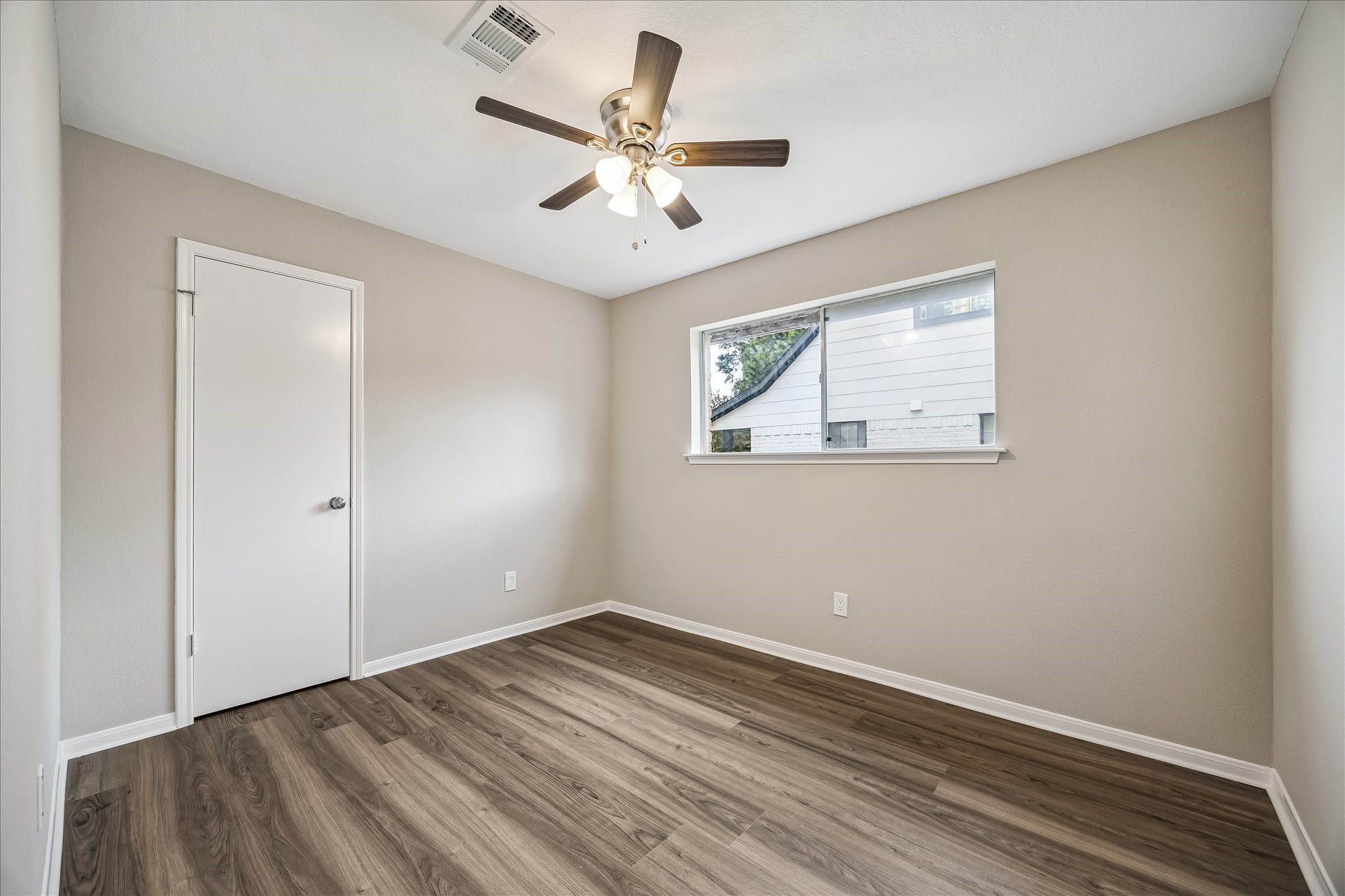 3114 Mission Valley Drive Property Photo 11