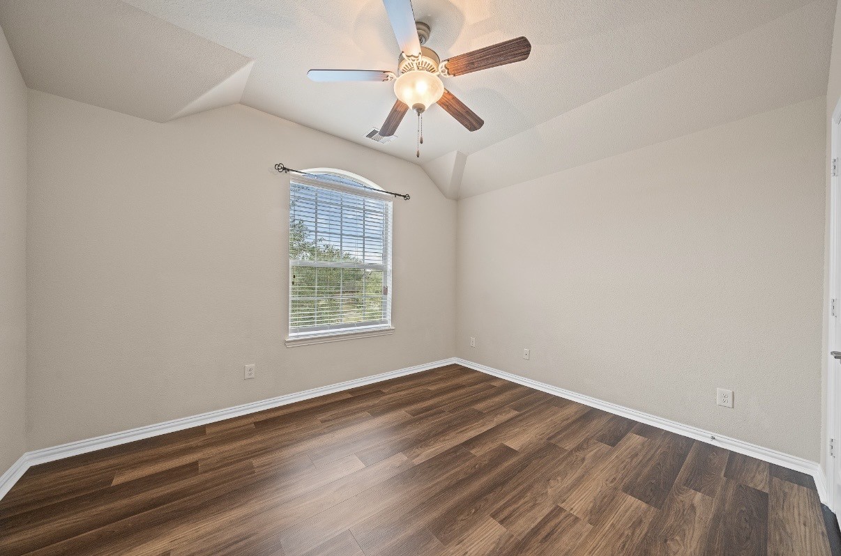20801 Sheridan Heights Lane Property Photo 34