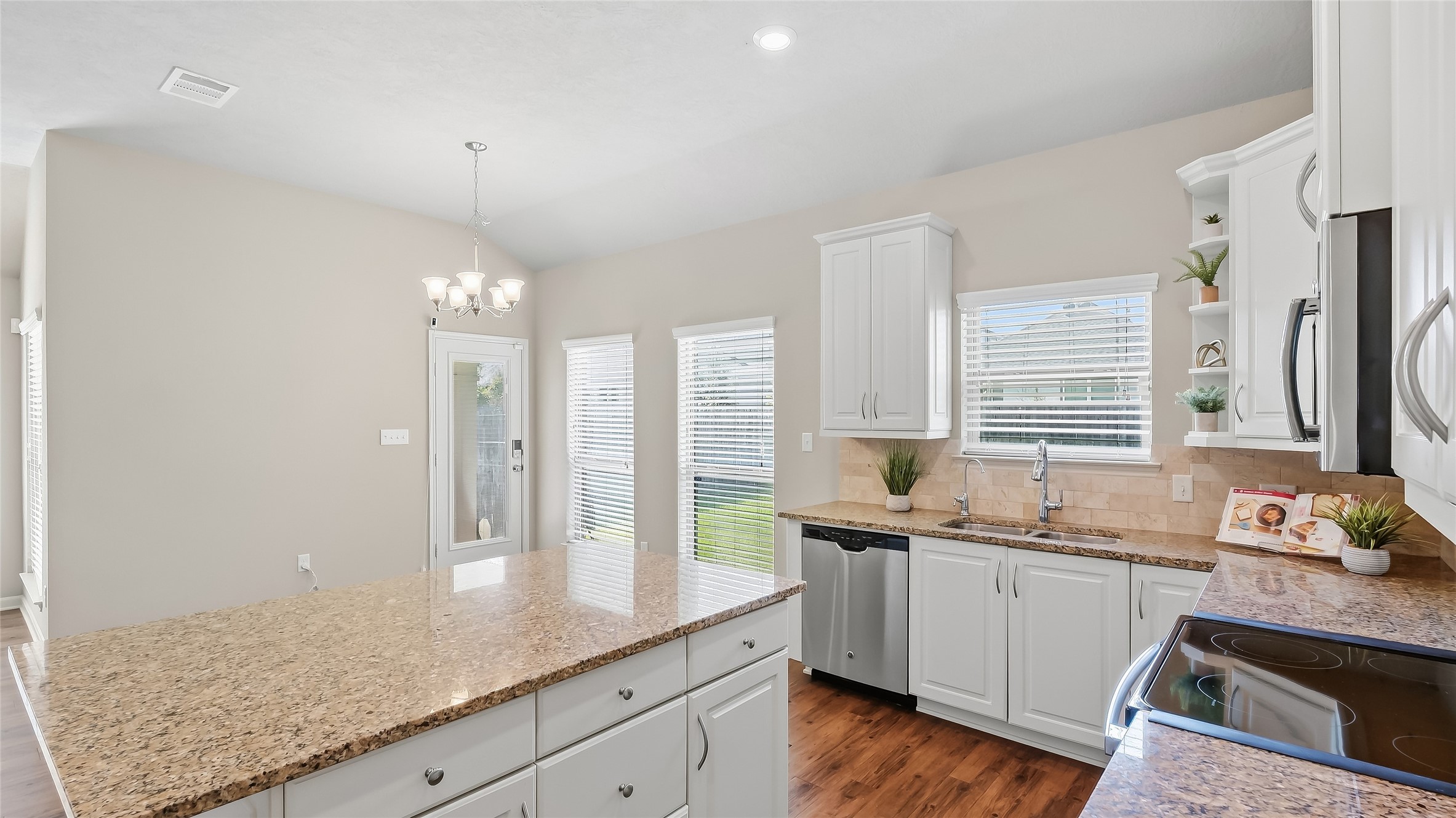 4142 Shallow Creek Loop Property Photo 19