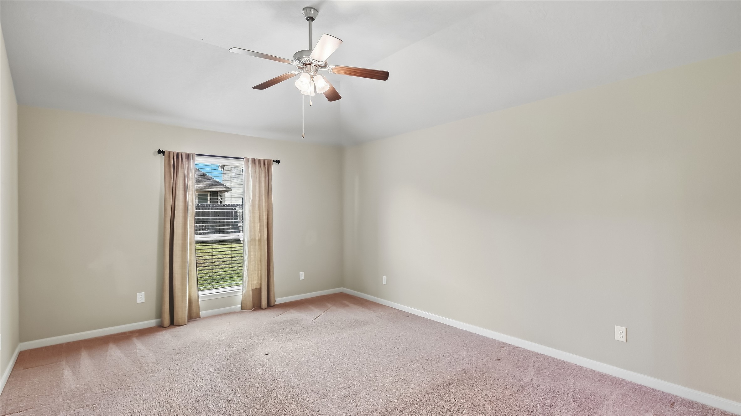 4142 Shallow Creek Loop Property Photo 25