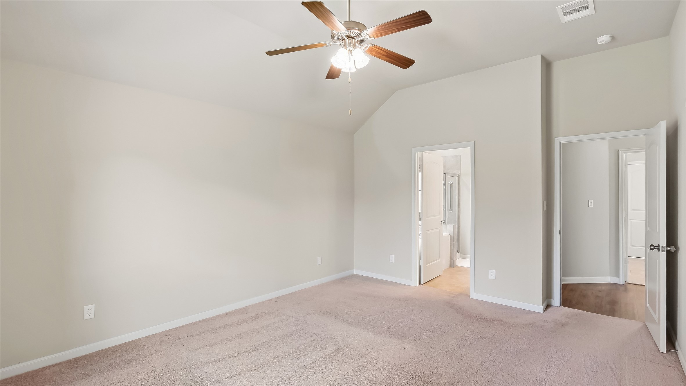 4142 Shallow Creek Loop Property Photo 26