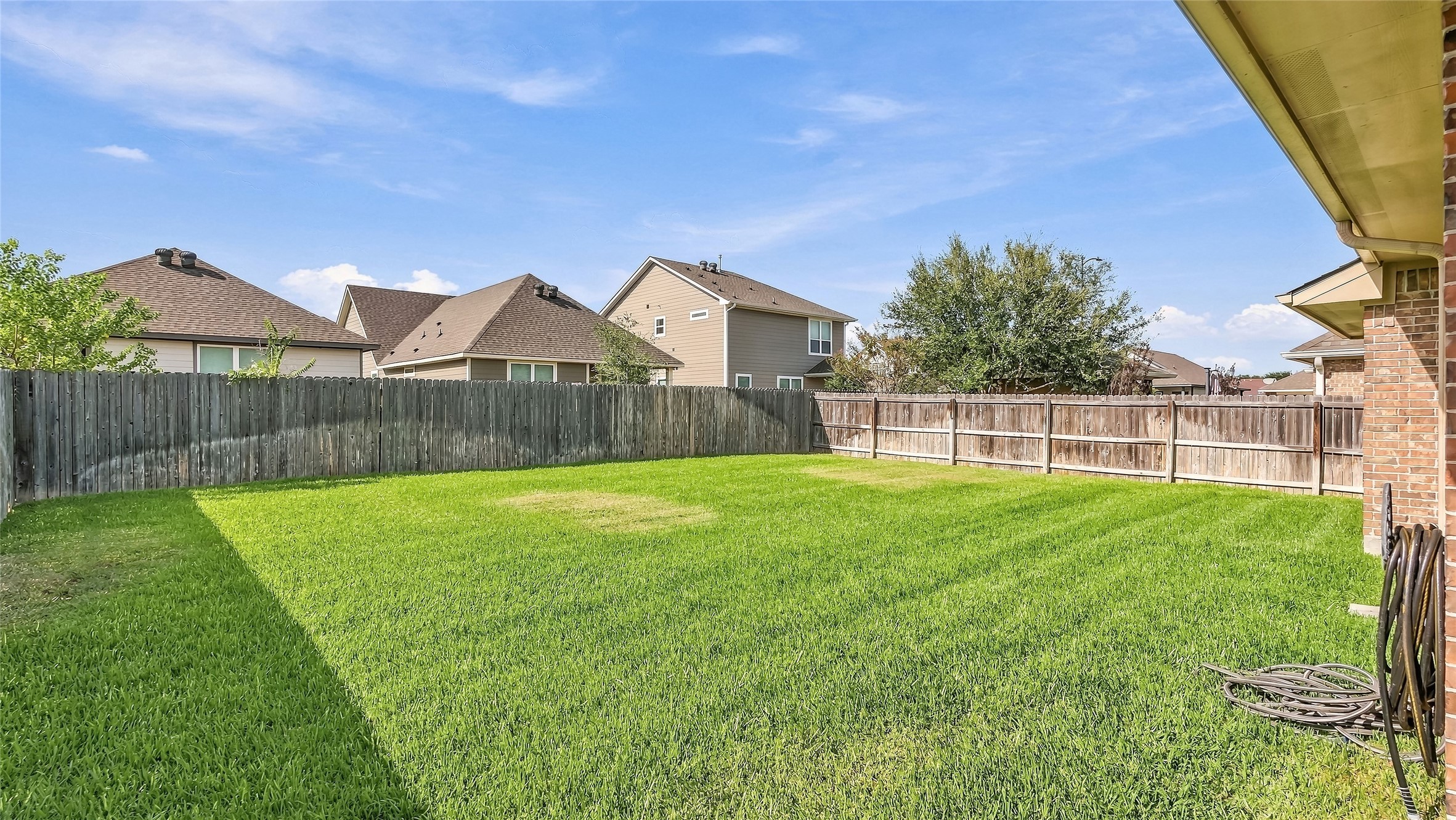4142 Shallow Creek Loop Property Photo 33