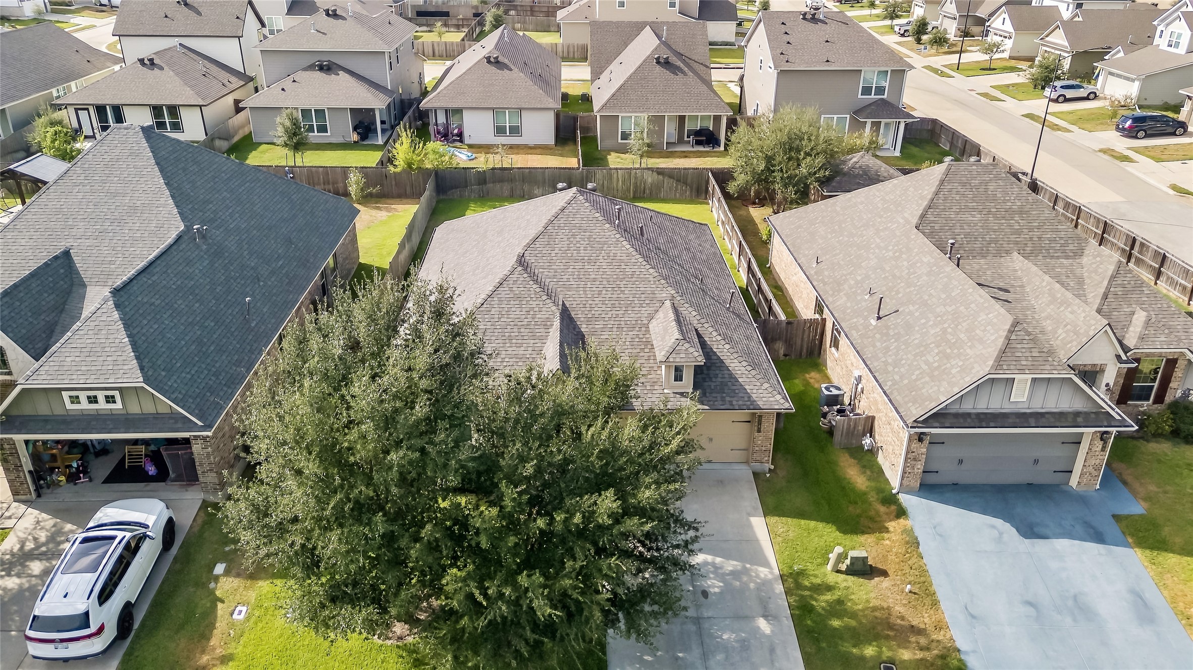 4142 Shallow Creek Loop Property Photo 35