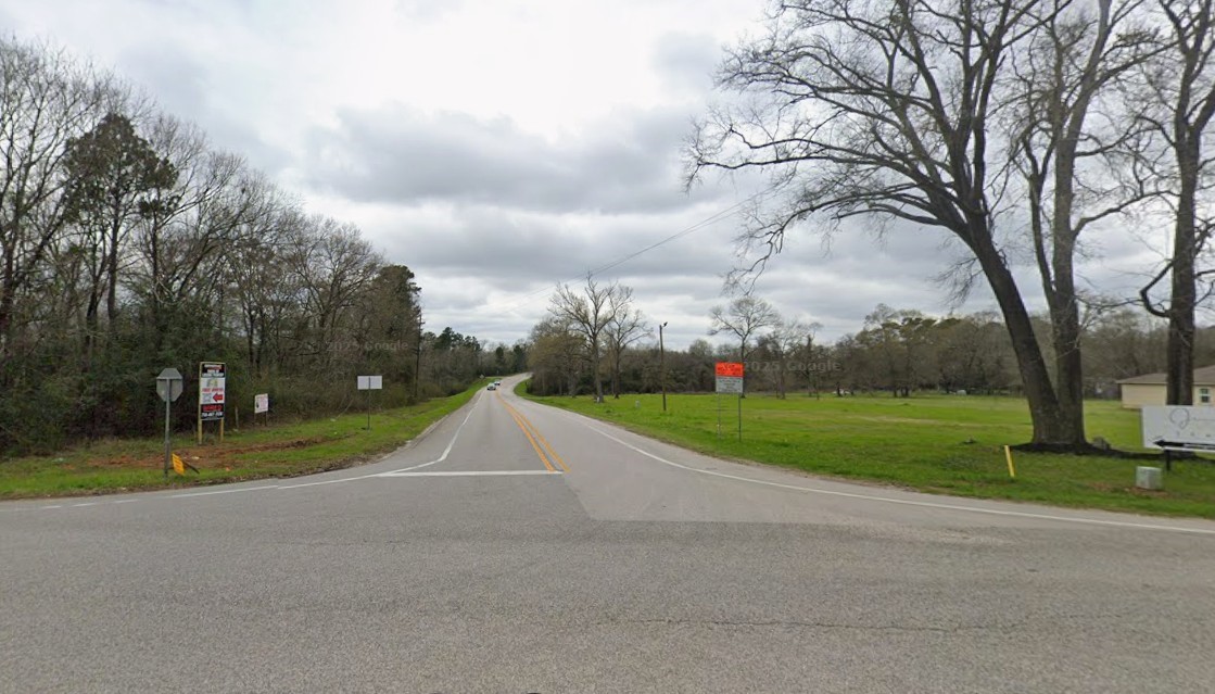 15805 Fm 149 Property Photo 4