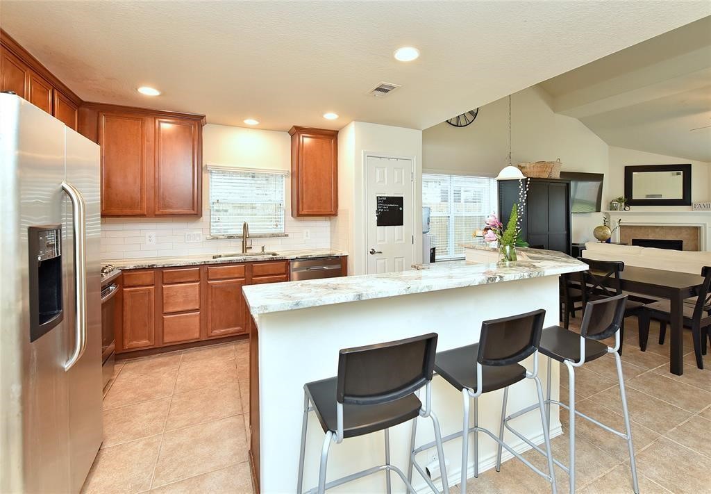 7215 Ravenswood Property Photo 7