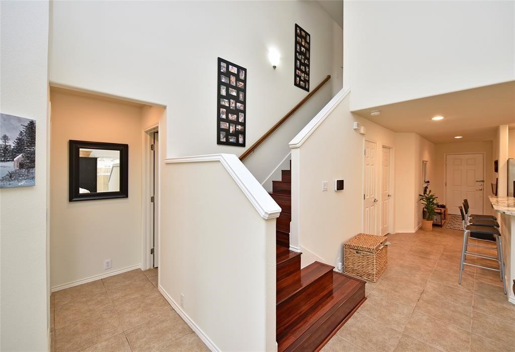7215 Ravenswood Property Photo 11