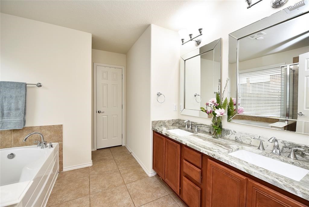 7215 Ravenswood Property Photo 15