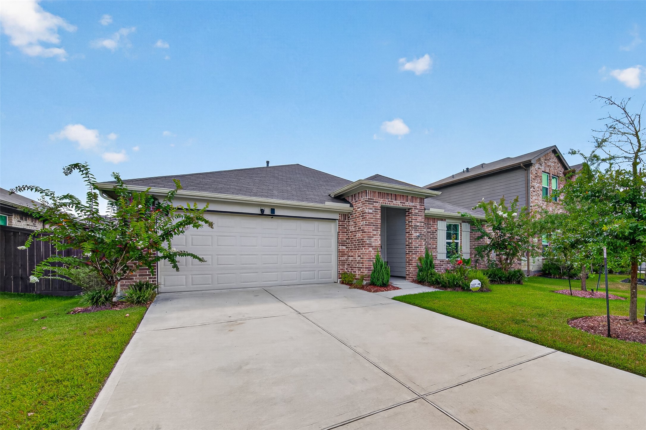 14319 Rain Drive Property Photo 3