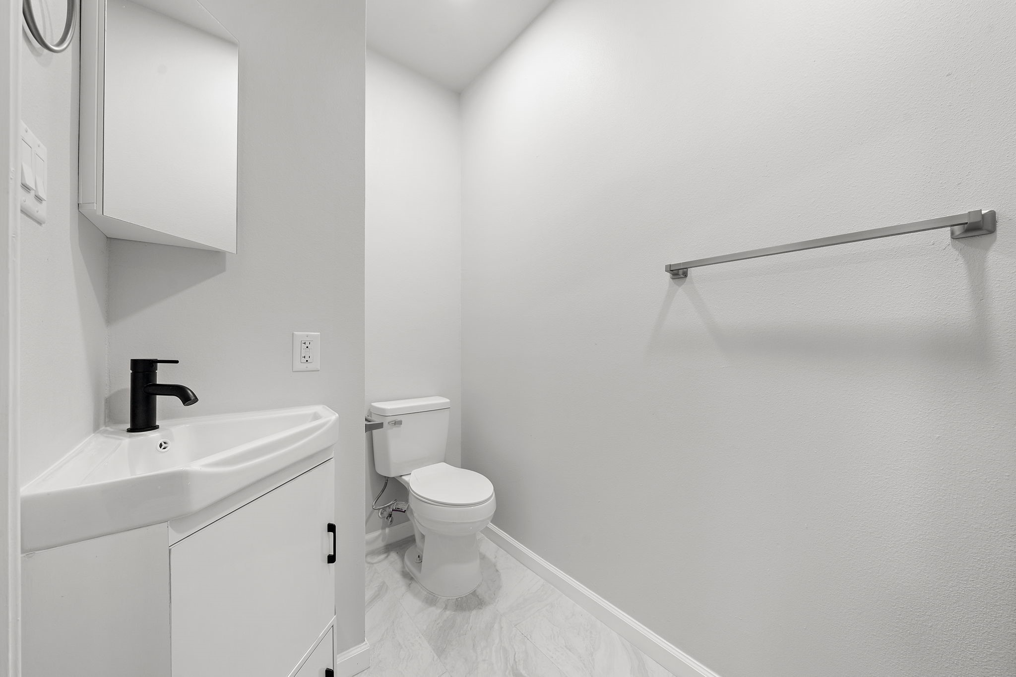 803 Avenue K Unit F Property Photo 9