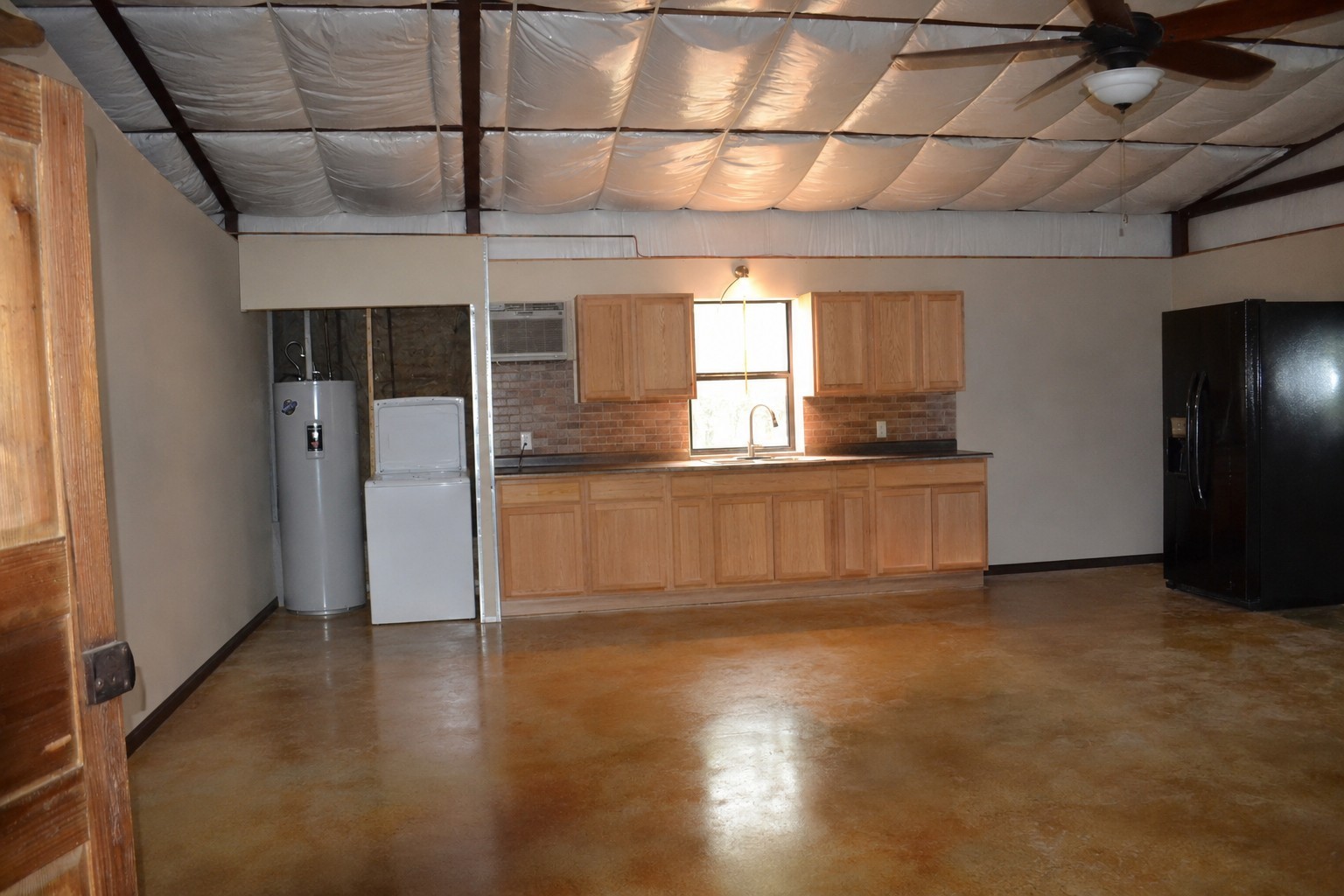 211 Ringtail Road Property Photo 3