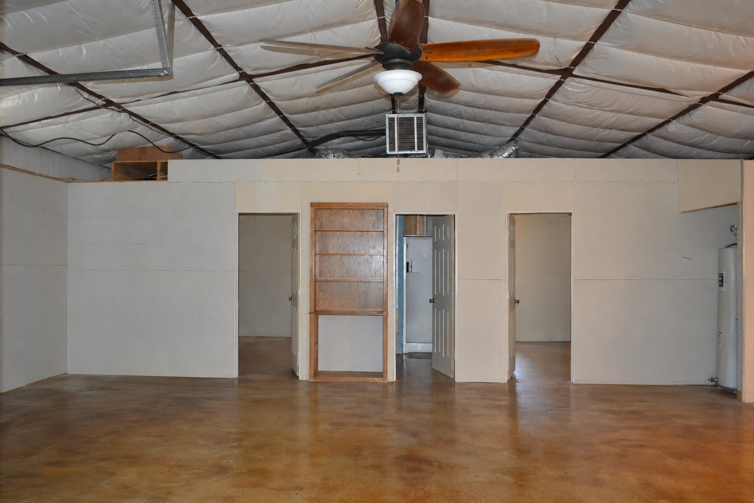 211 Ringtail Road Property Photo 4