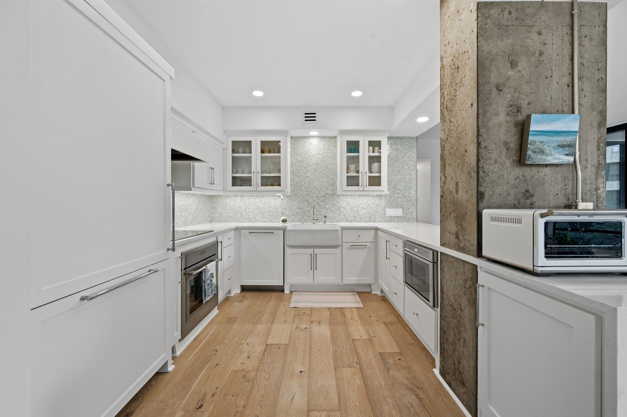 14 Greenway Plaza 2p Property Photo 6