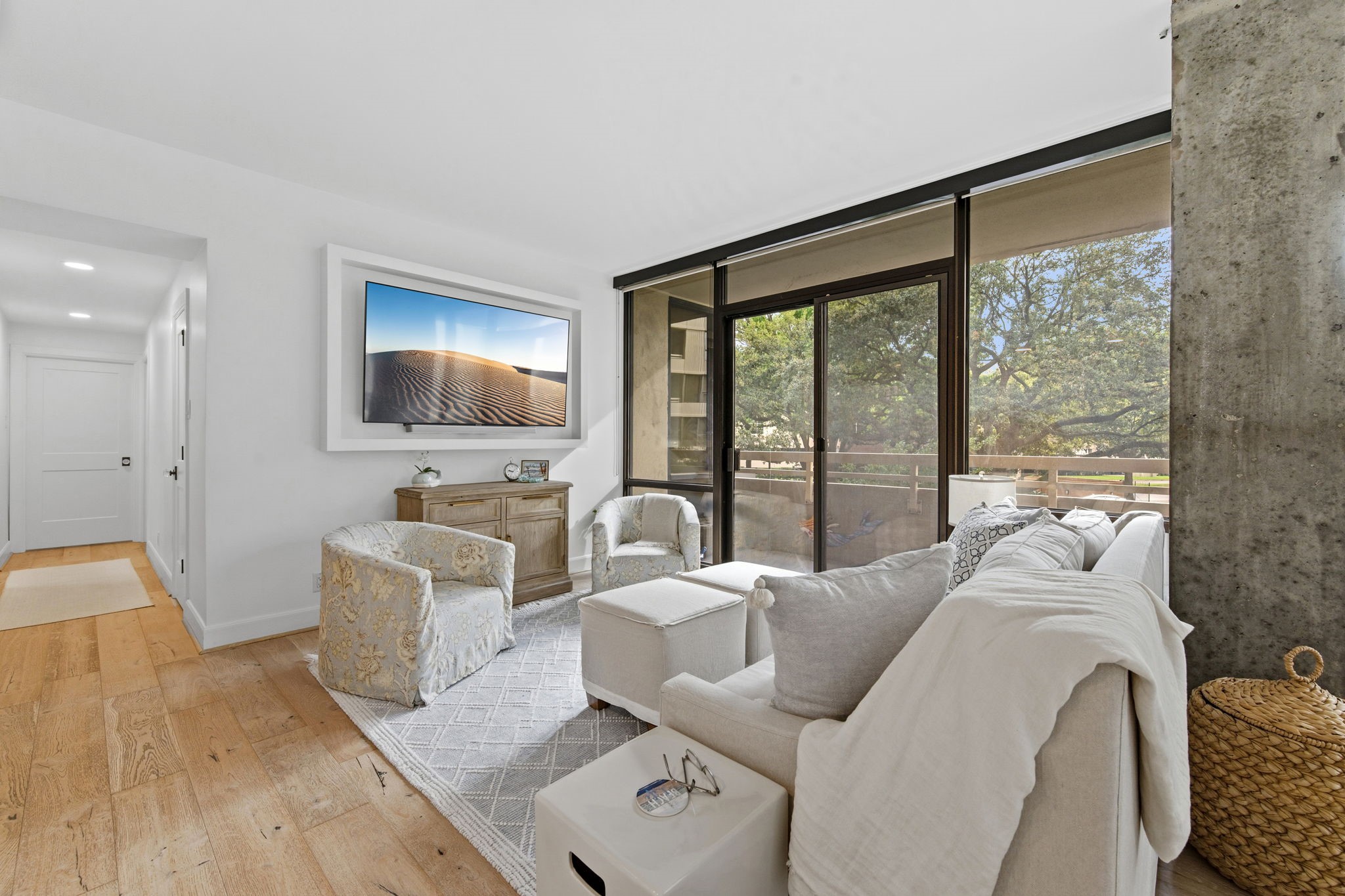 14 Greenway Plaza 2p Property Photo 10