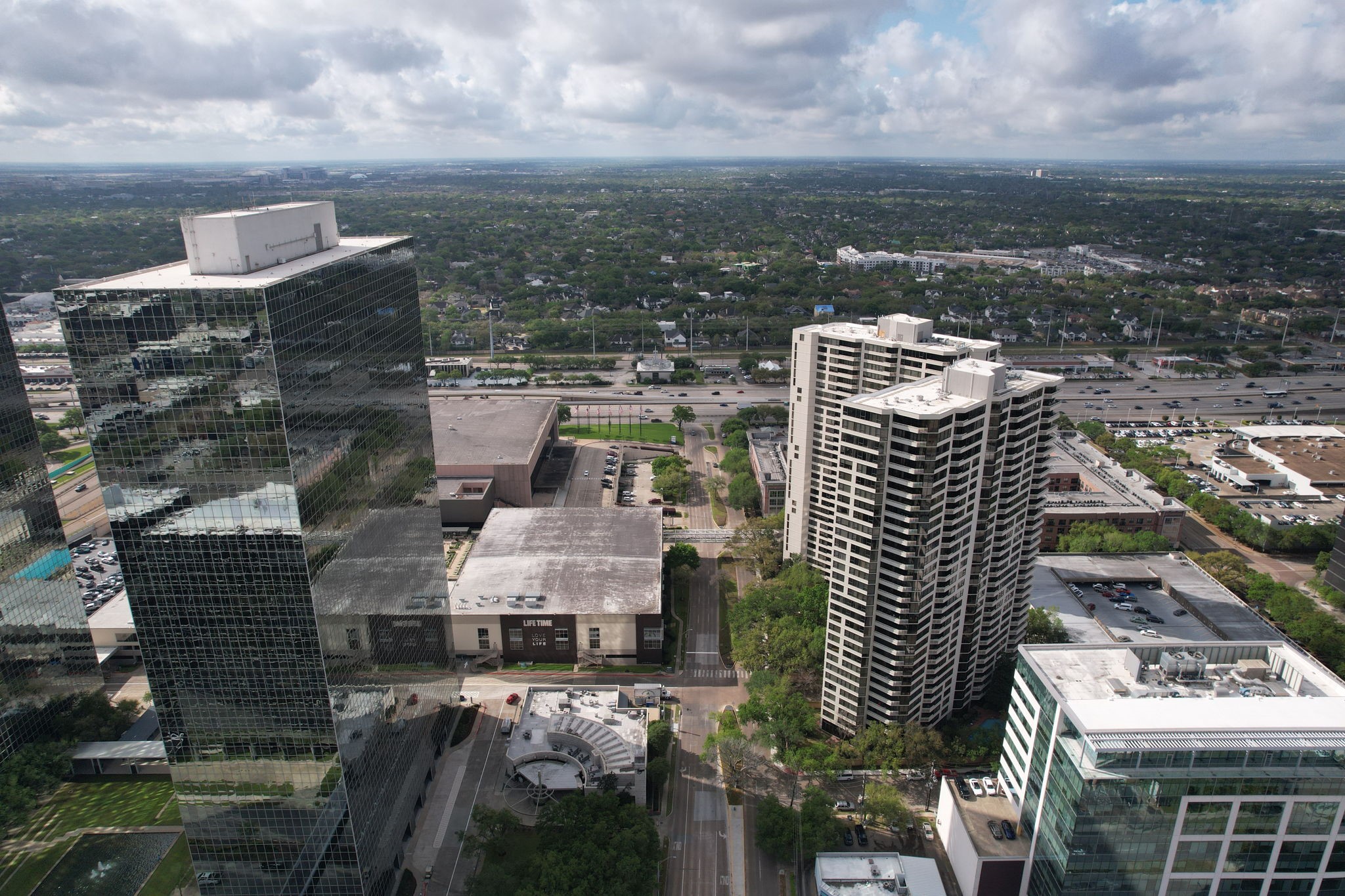 14 Greenway Plaza 2p Property Photo 31