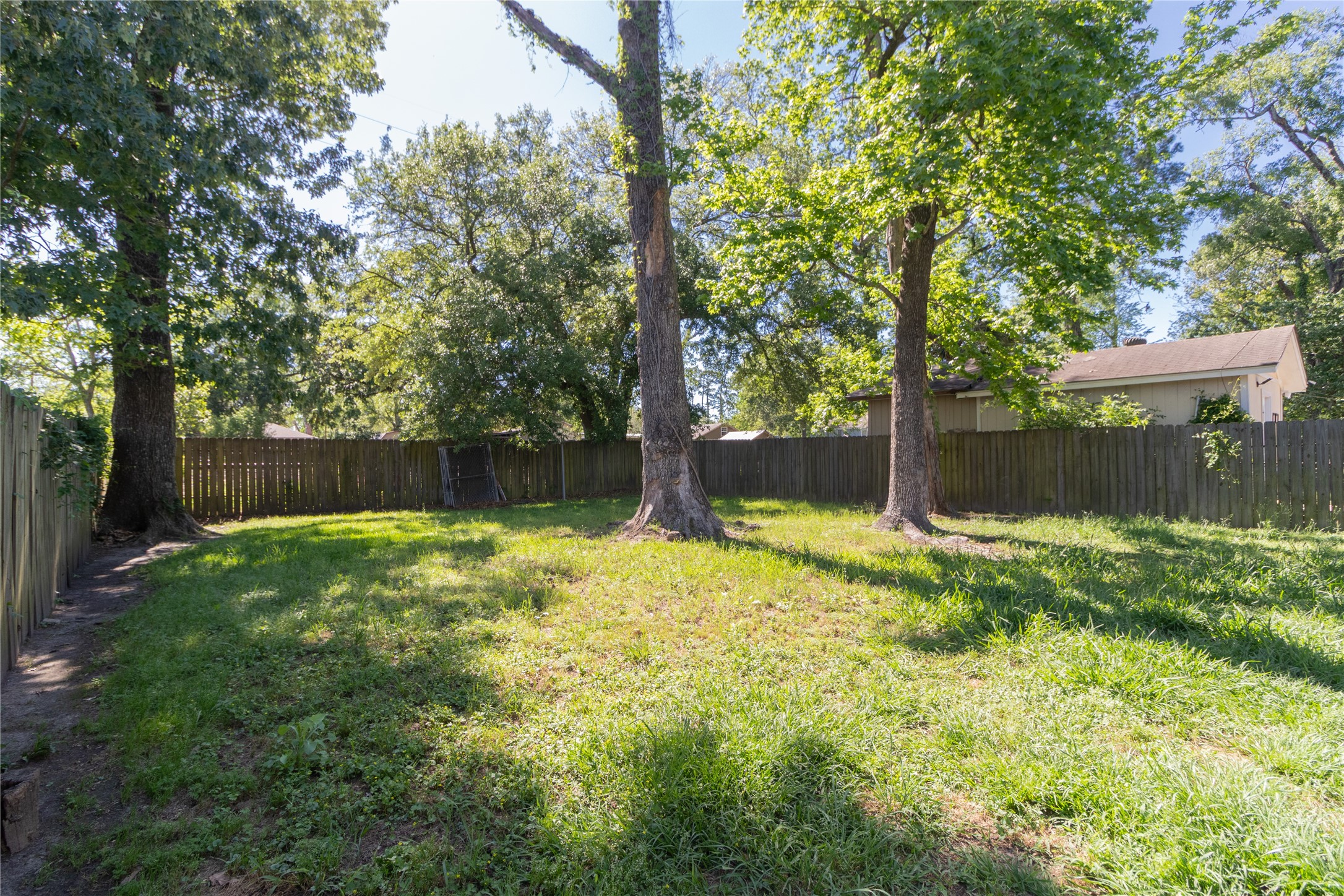 4425 Harding Drive Property Photo 22