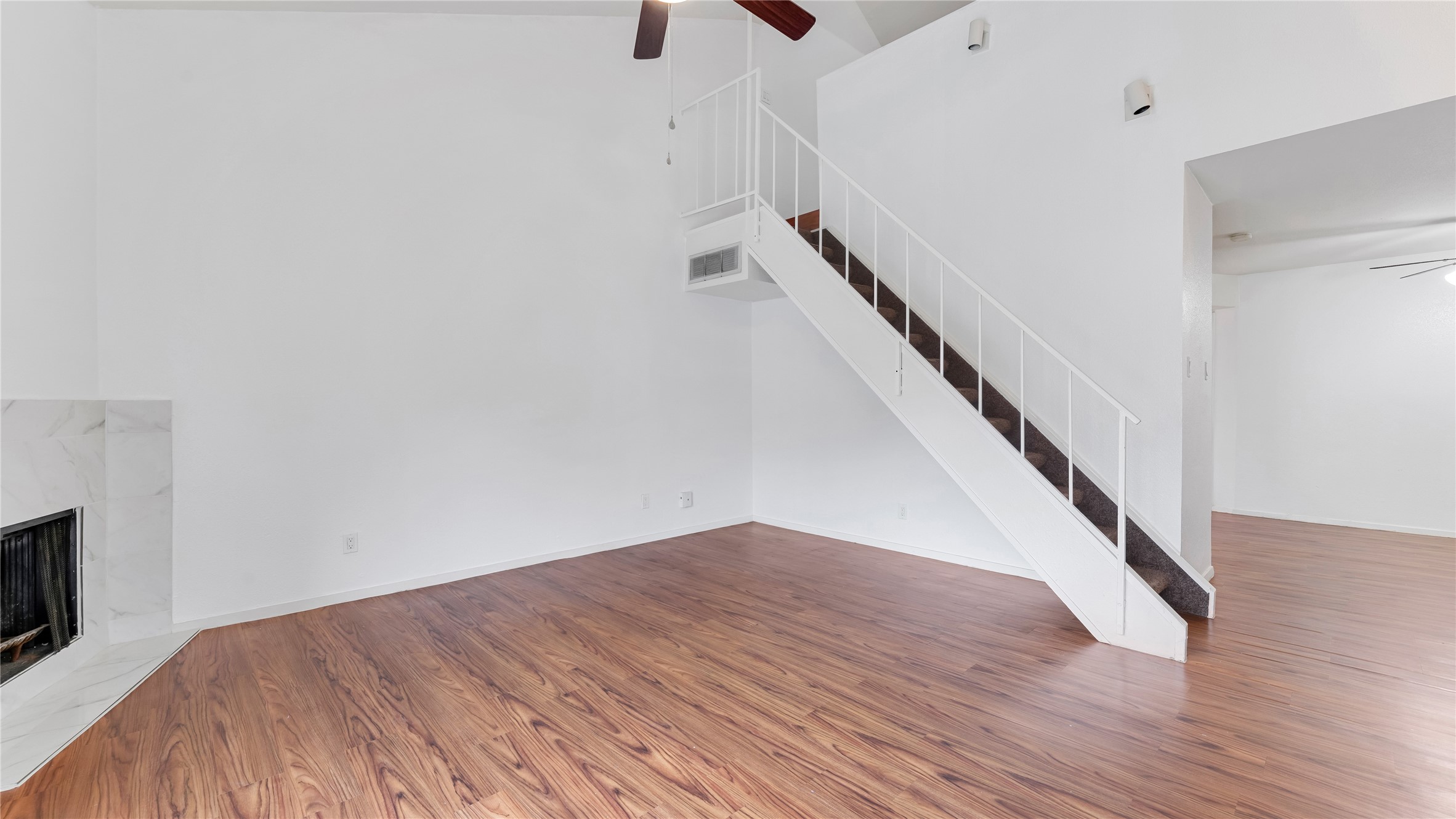 10811 Richmond Avenue 101 Property Photo 5