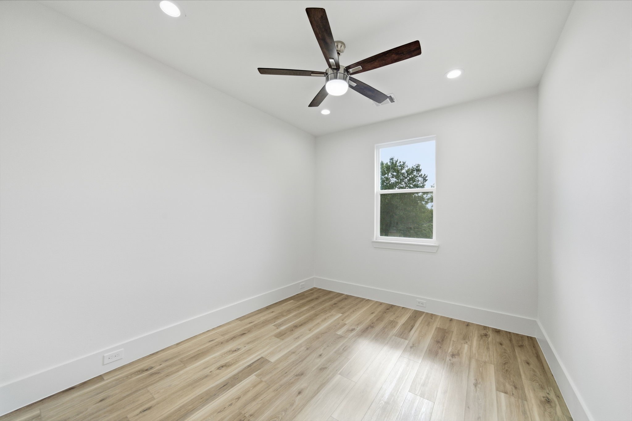 6511 Narcissus Street A Property Photo 21
