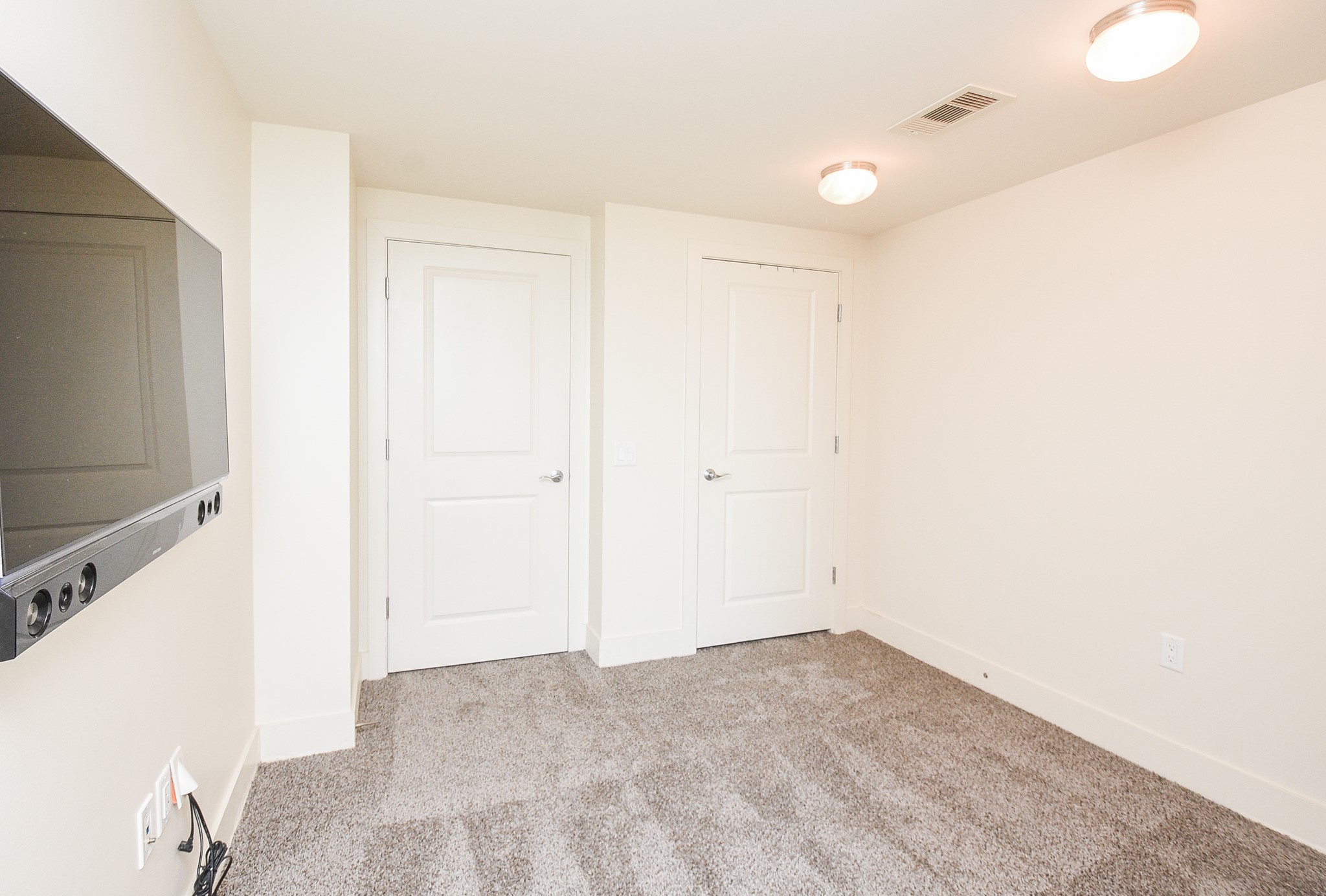 801 E Beach Drive Bc0712 Property Photo 14