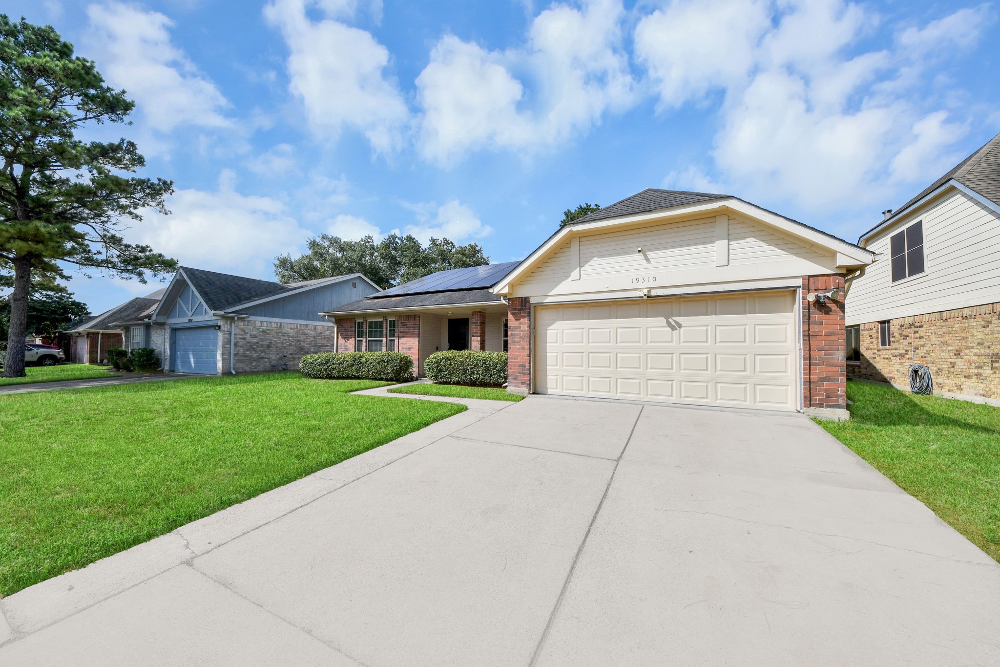 19310 Winding Branch Drive Property Photo 1