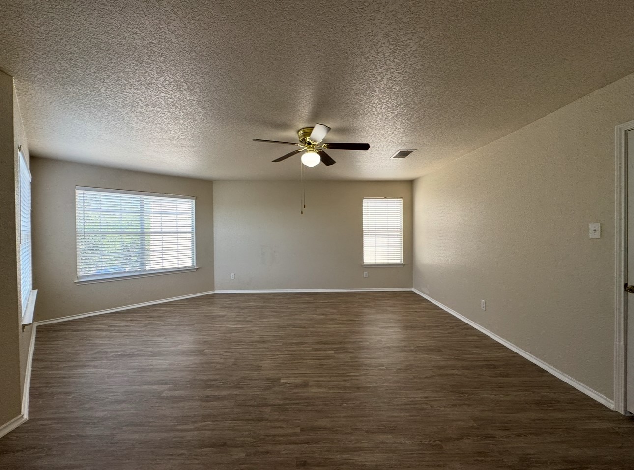 619 Mathis Meadow Property Photo 3