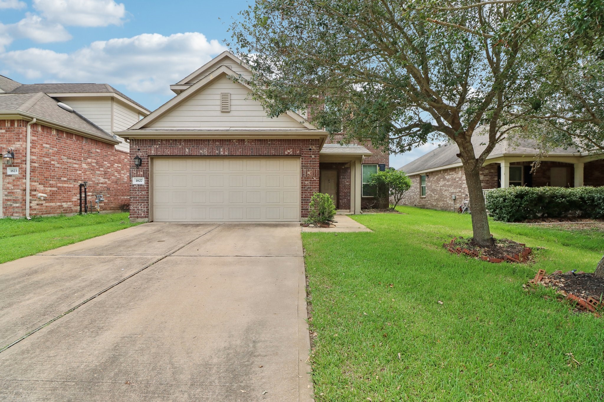 1827 Acorn Glen Trail Property Photo 1