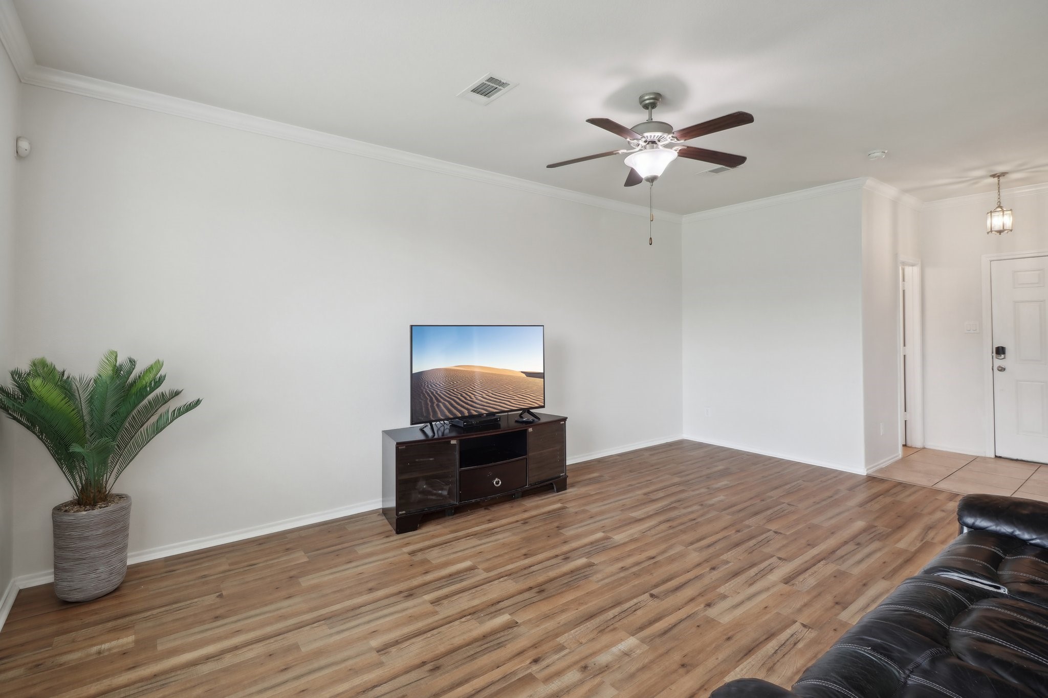 1827 Acorn Glen Trail Property Photo 4
