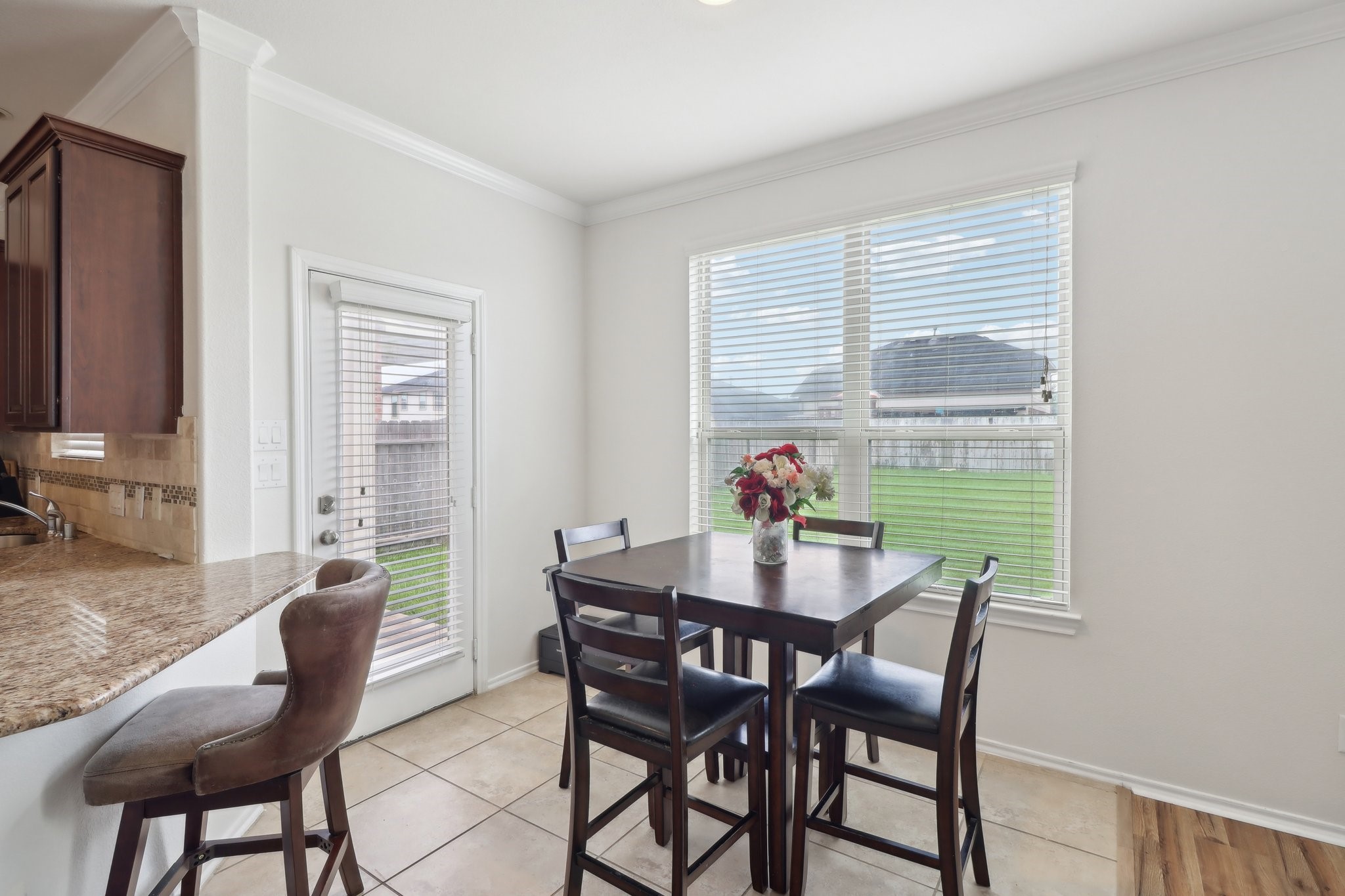 1827 Acorn Glen Trail Property Photo 7