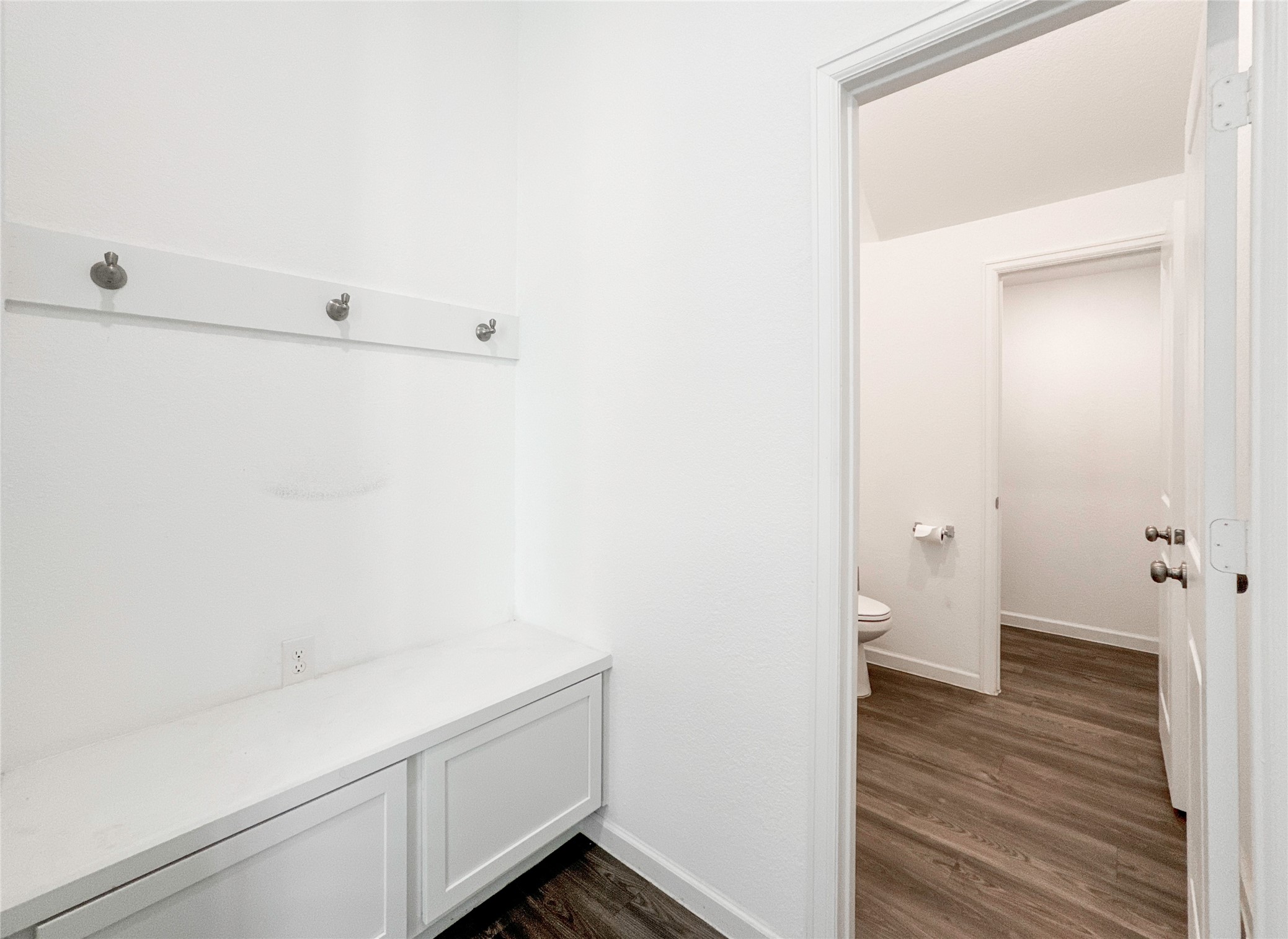 5667 Foggy Vine Court Property Photo 4