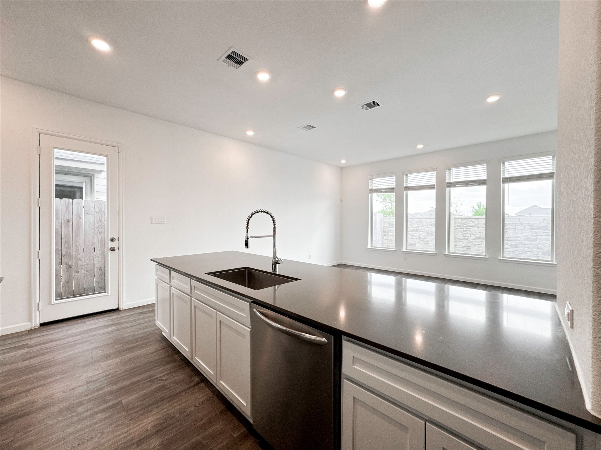 5667 Foggy Vine Court Property Photo 13