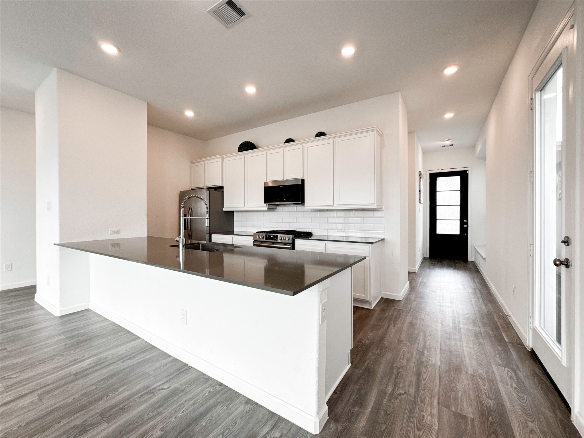 5667 Foggy Vine Court Property Photo 14