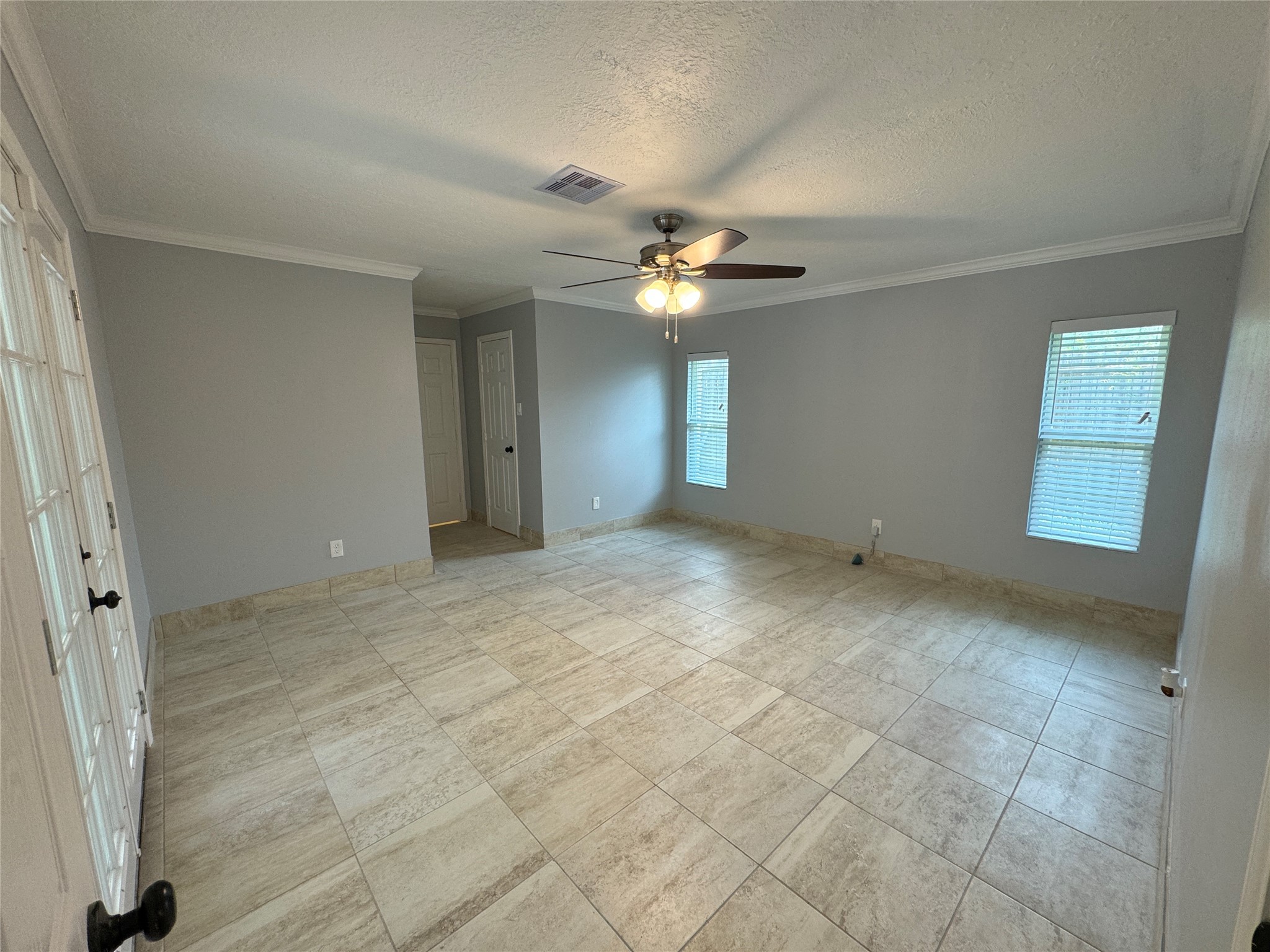 7910 Sands Point Drive Property Photo 13