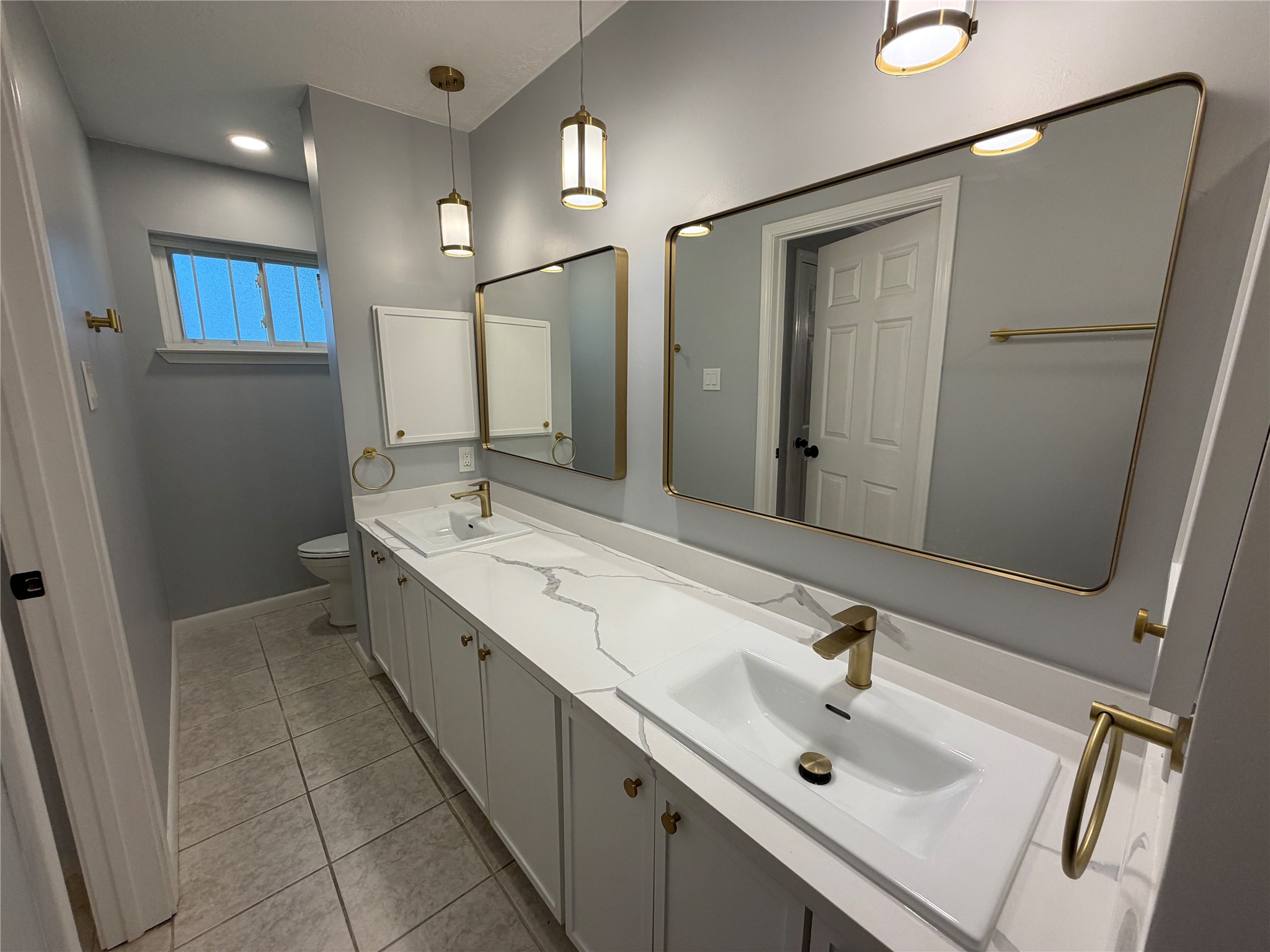 7910 Sands Point Drive Property Photo 17