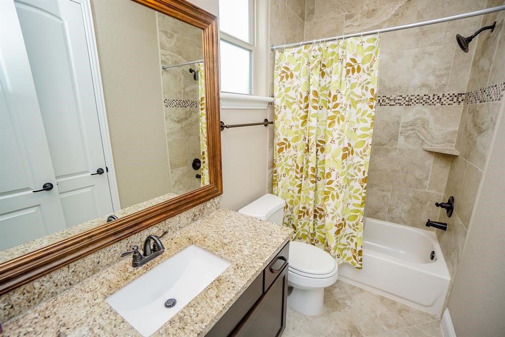 1025 W 21st Street D Property Photo 22