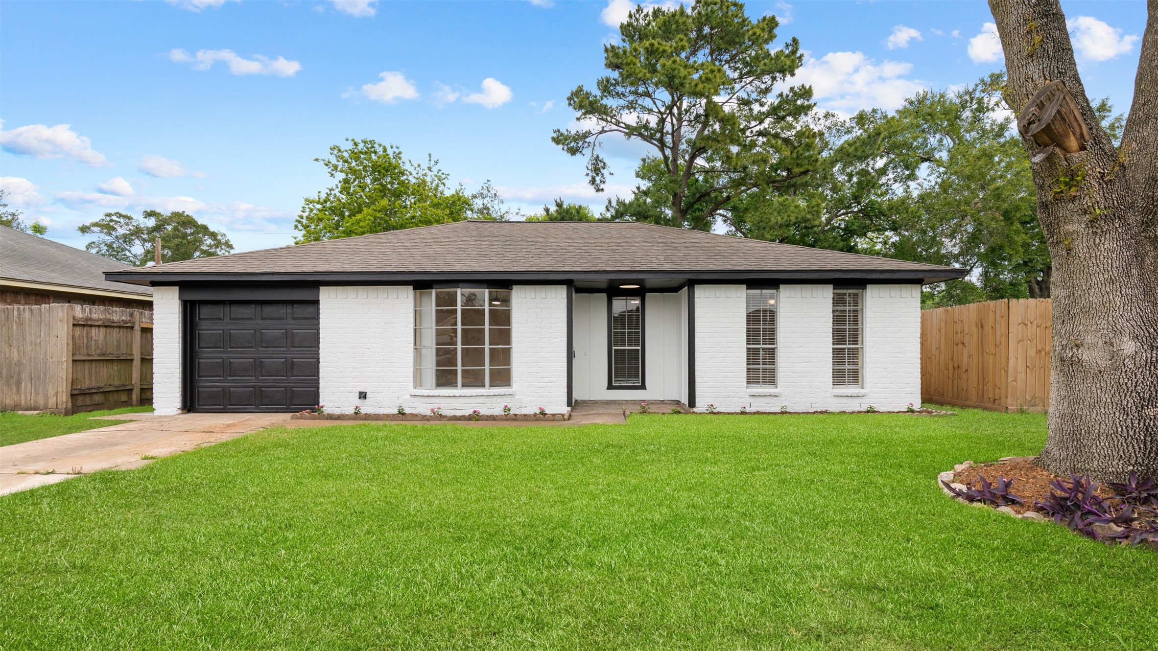 14814 Elkins Road Property Photo