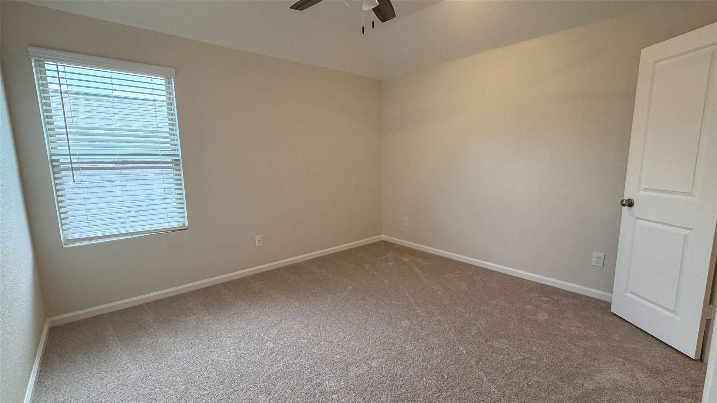5089 Andorra Bend Lane Property Photo 32