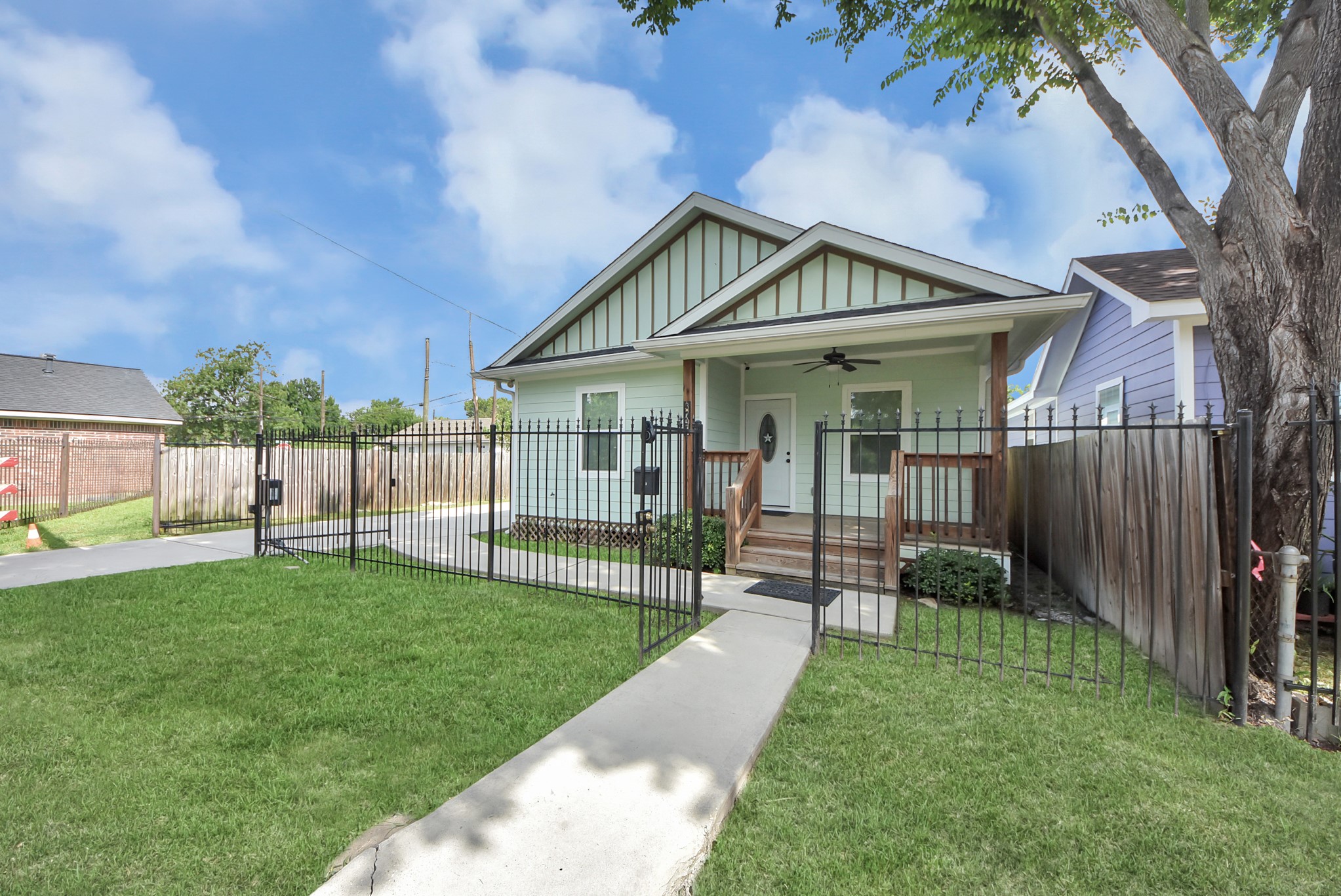 3703 Lila Street Property Photo 6