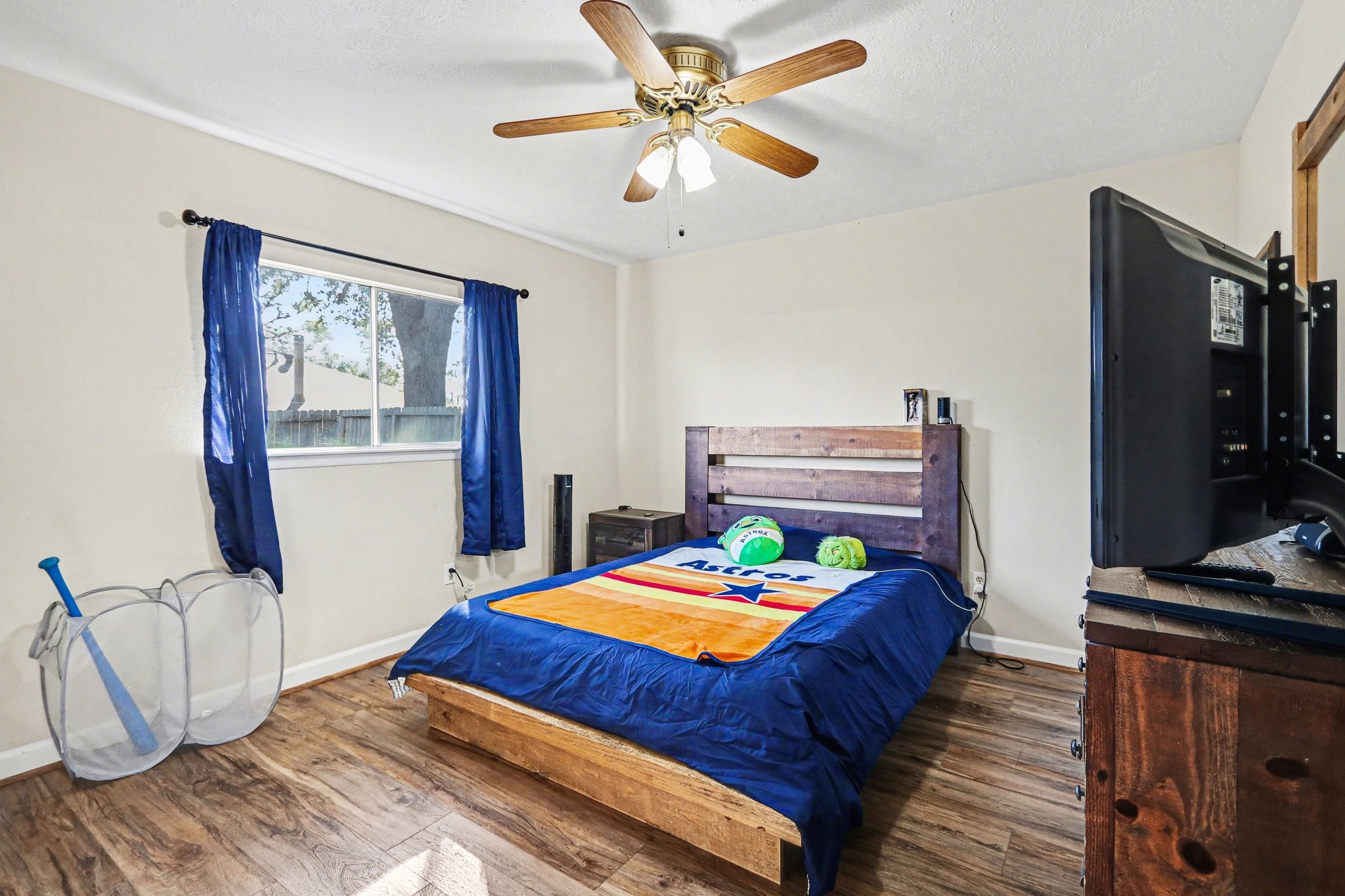 10011 Sand Pass Lane Property Photo 16