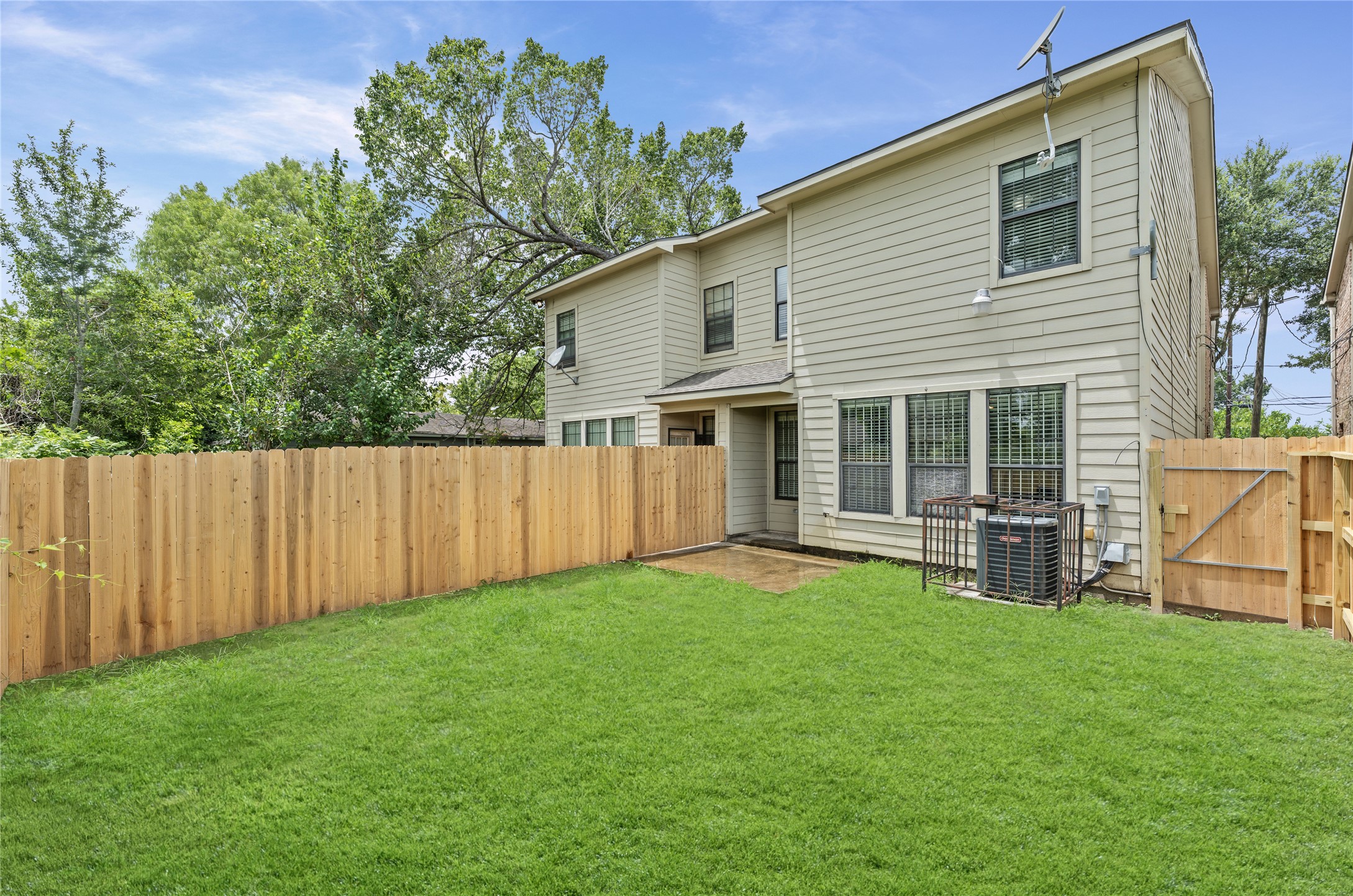 4536 Mallow Street B Property Photo 15
